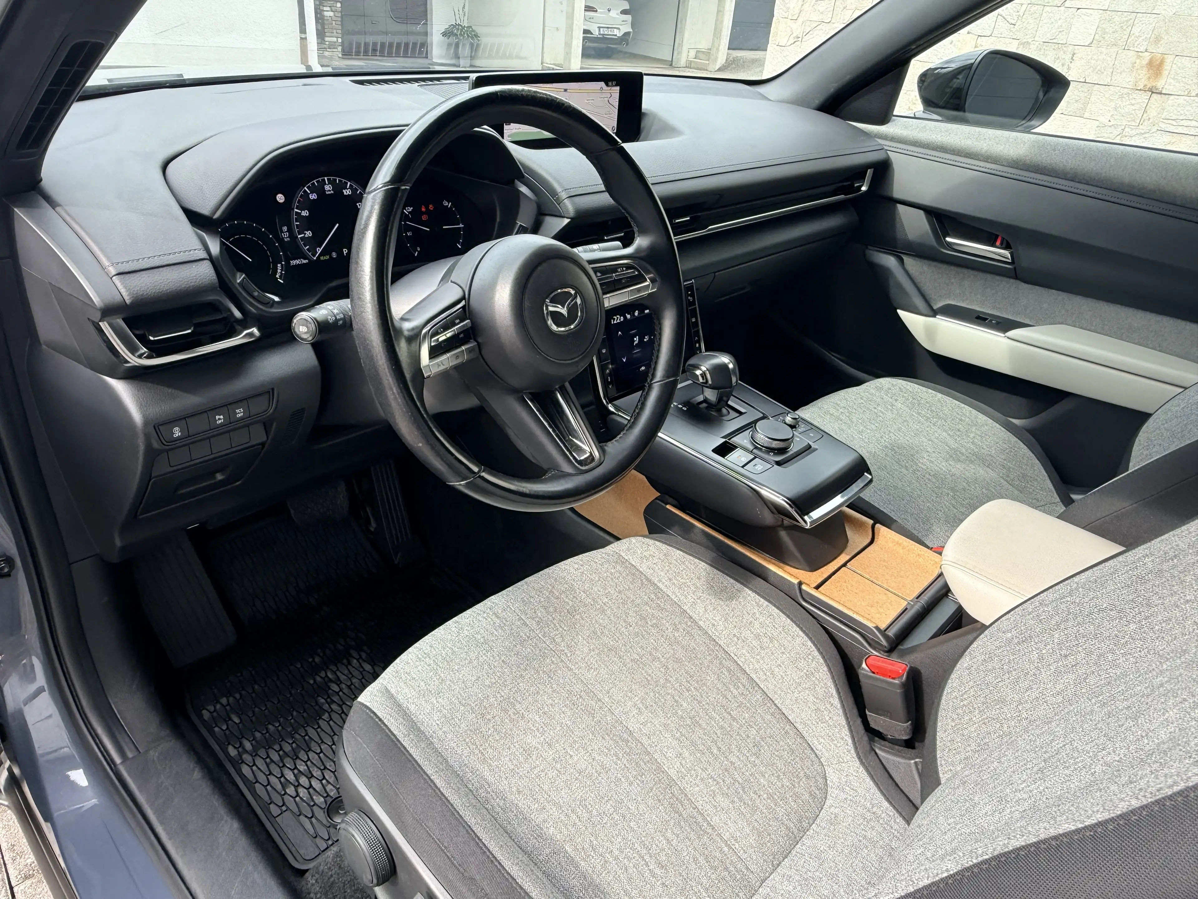 Mazda MX-30 GTE+ — photo 9