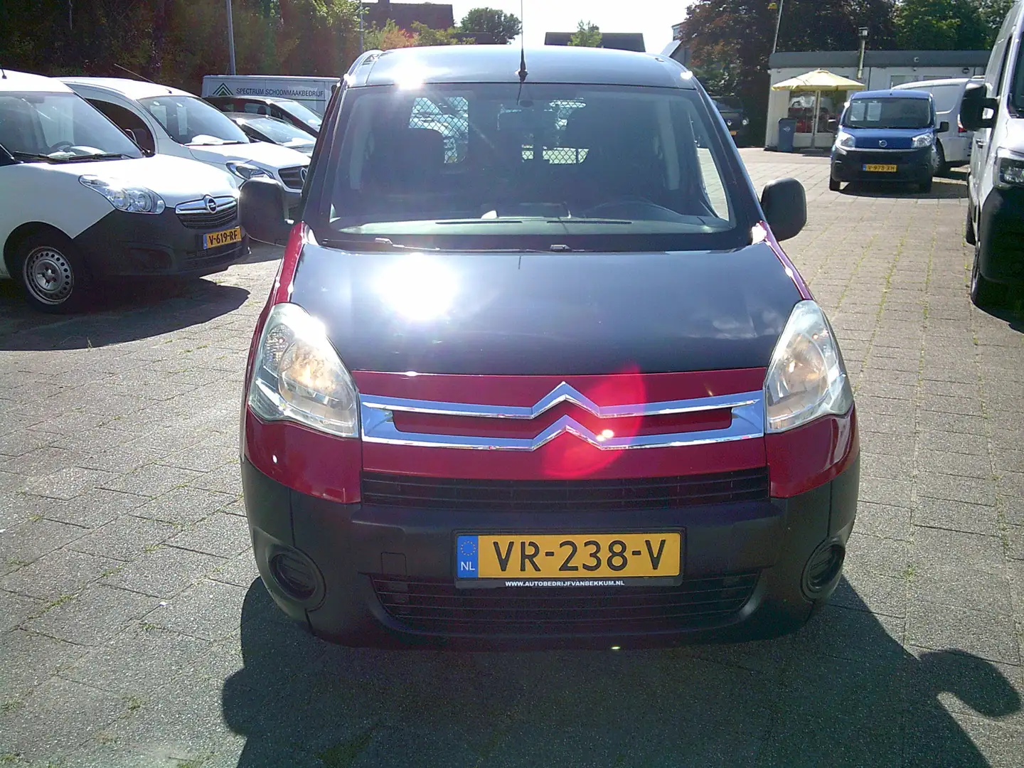Citroen Berlingo 1.6i 500 Club BENZINE UITVOERING !! 3 ZITTER !! BT Rood - 2