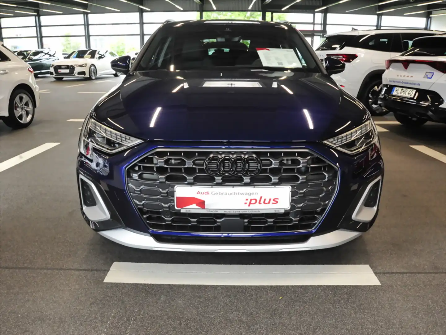 Audi A3 allstreet 35 TFSI S tronic Infotainment-Paket Bleu - 2