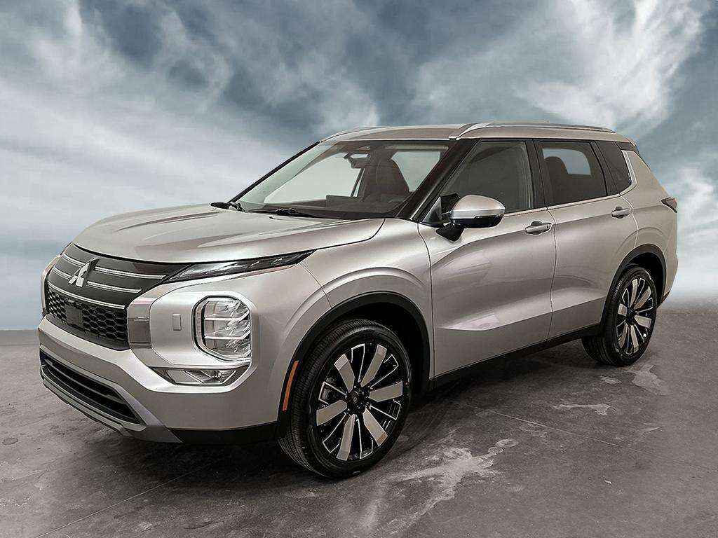 2026 Mitsubishi Outlander SEL FWD