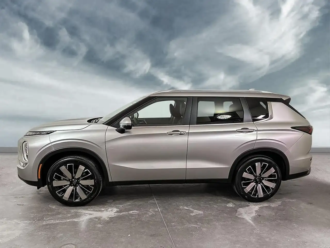 Mitsubishi Outlander снимка Mitsubishi Outlander