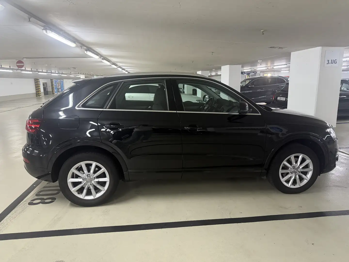 Audi Q3 2.0 TFSI quattro - 1