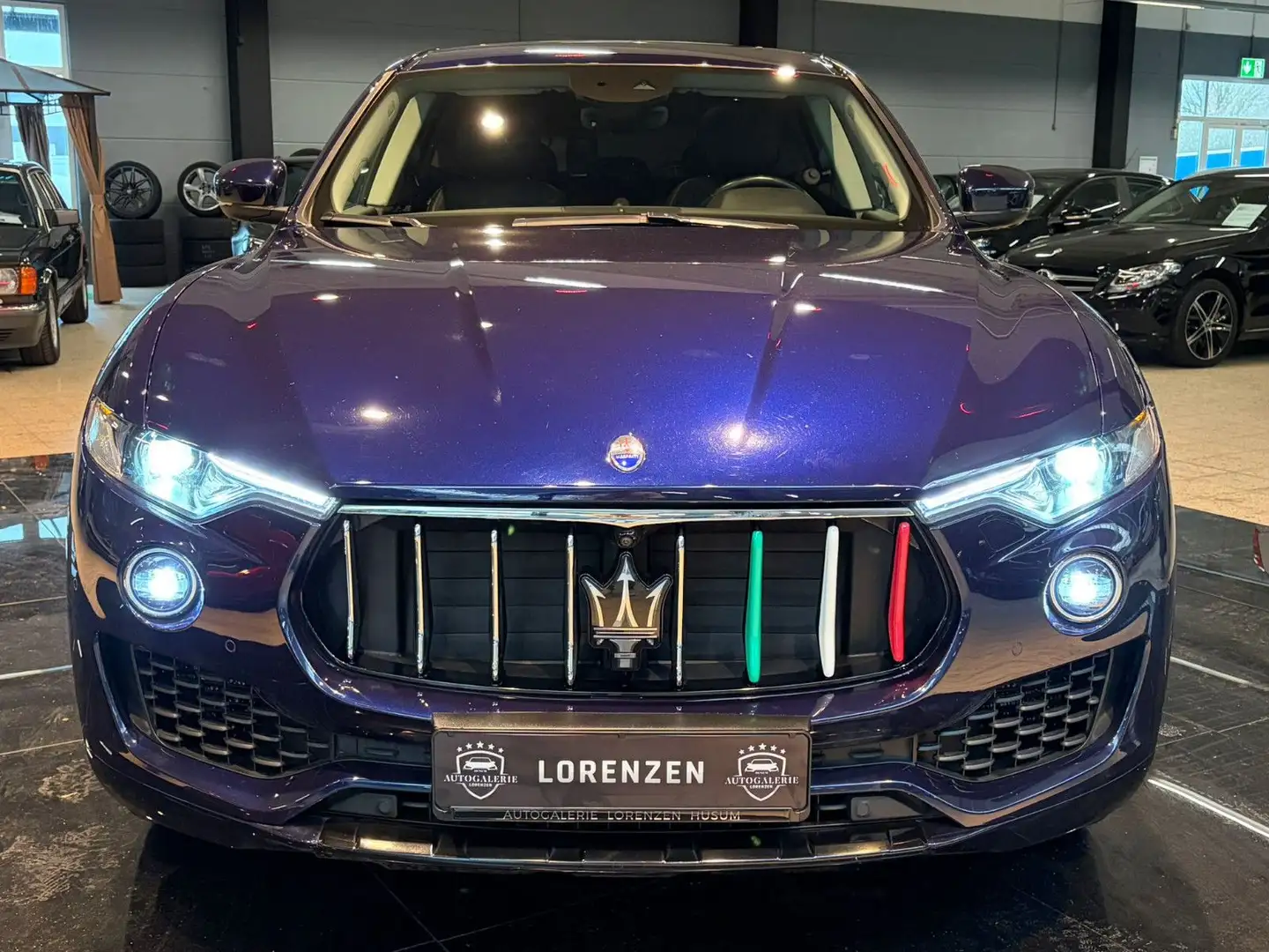 Maserati Levante GranLusso Q4 Memory Bi-Xenon 360° S-Heft Blau - 2