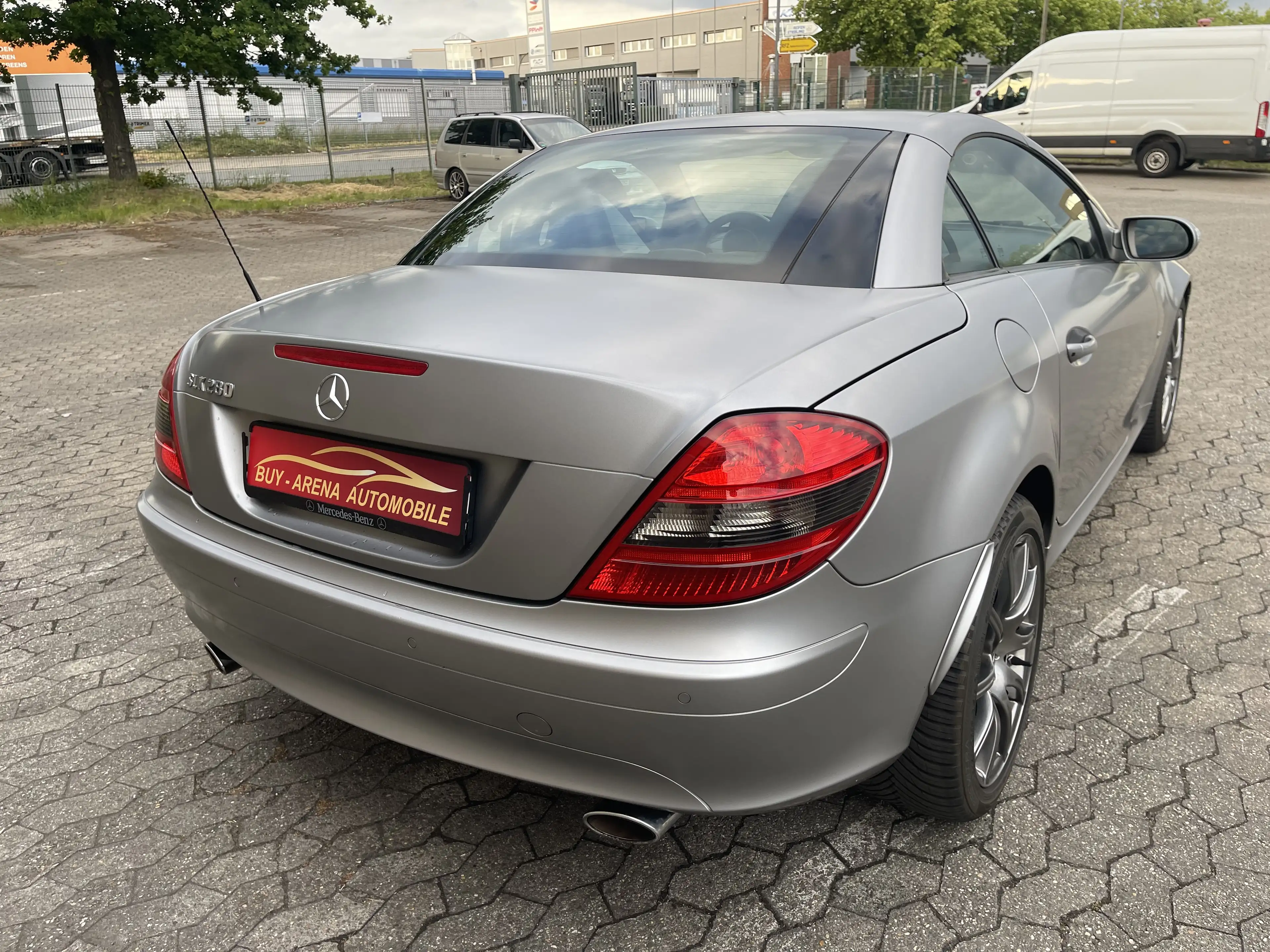 Mercedes-Benz SLK 280 Edition 10 V6 Voll Grau Matt 7G-Tronic Leder Top — photo 6