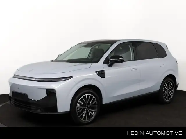 Leapmotor B10