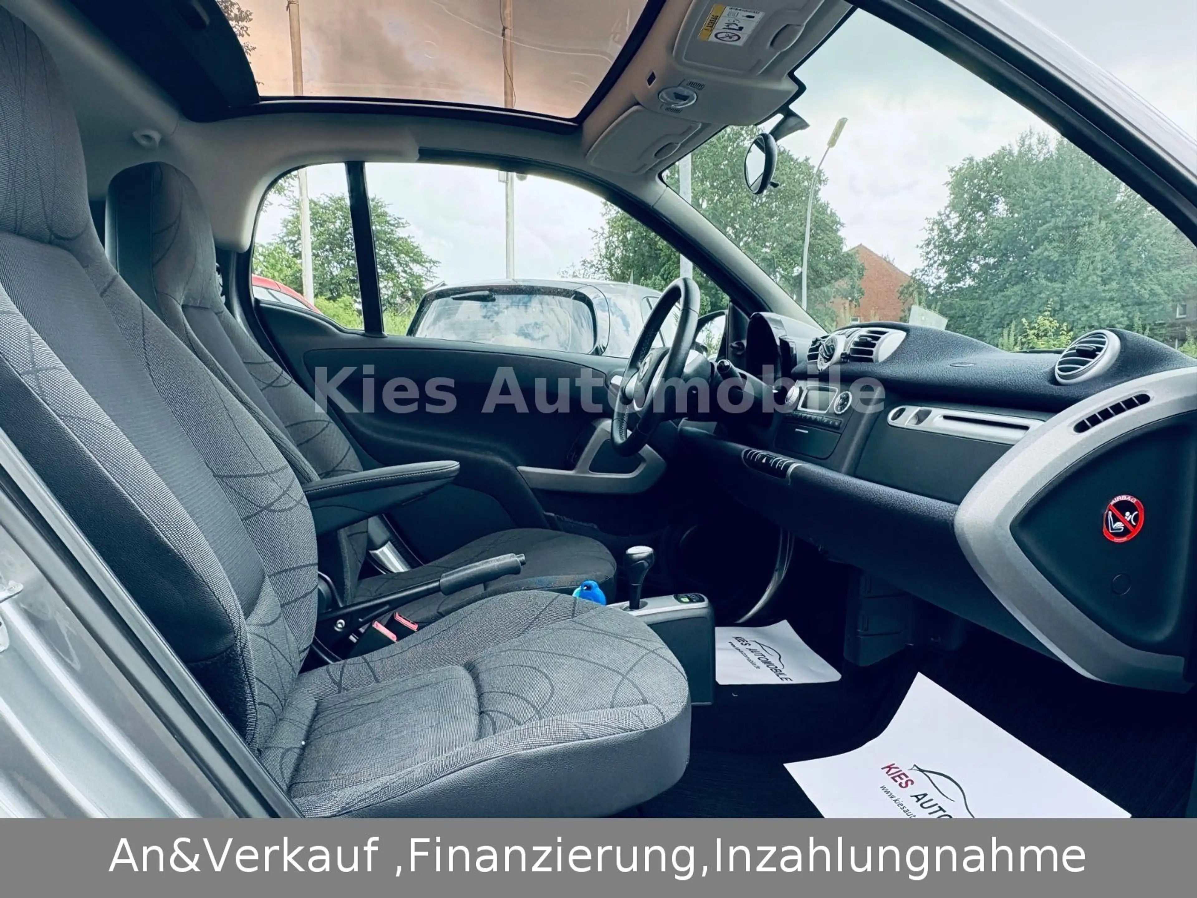smart forTwo Passion AUTOM/SERVO/KLIMA/PANO/BRABUS FEL — photo 11