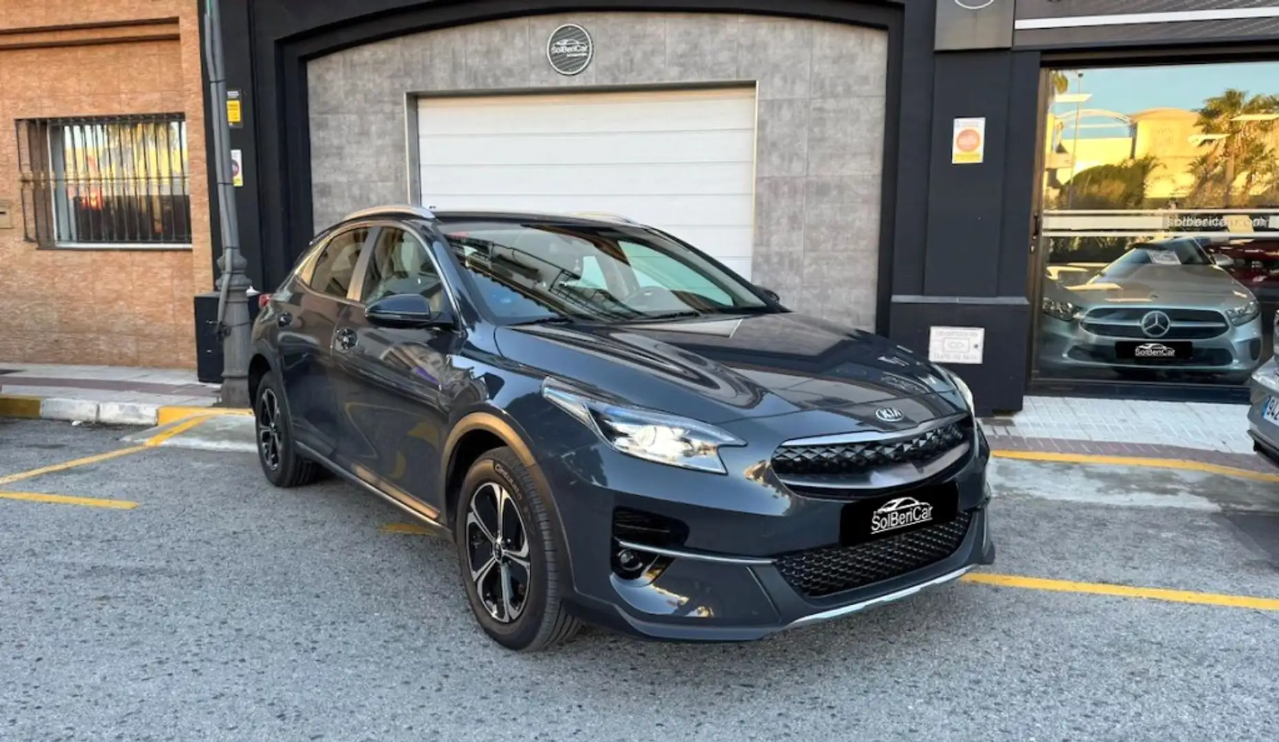 Kia XCeed 1.4 T-GDi Eco-Dynamics DCT Business Gris - 1
