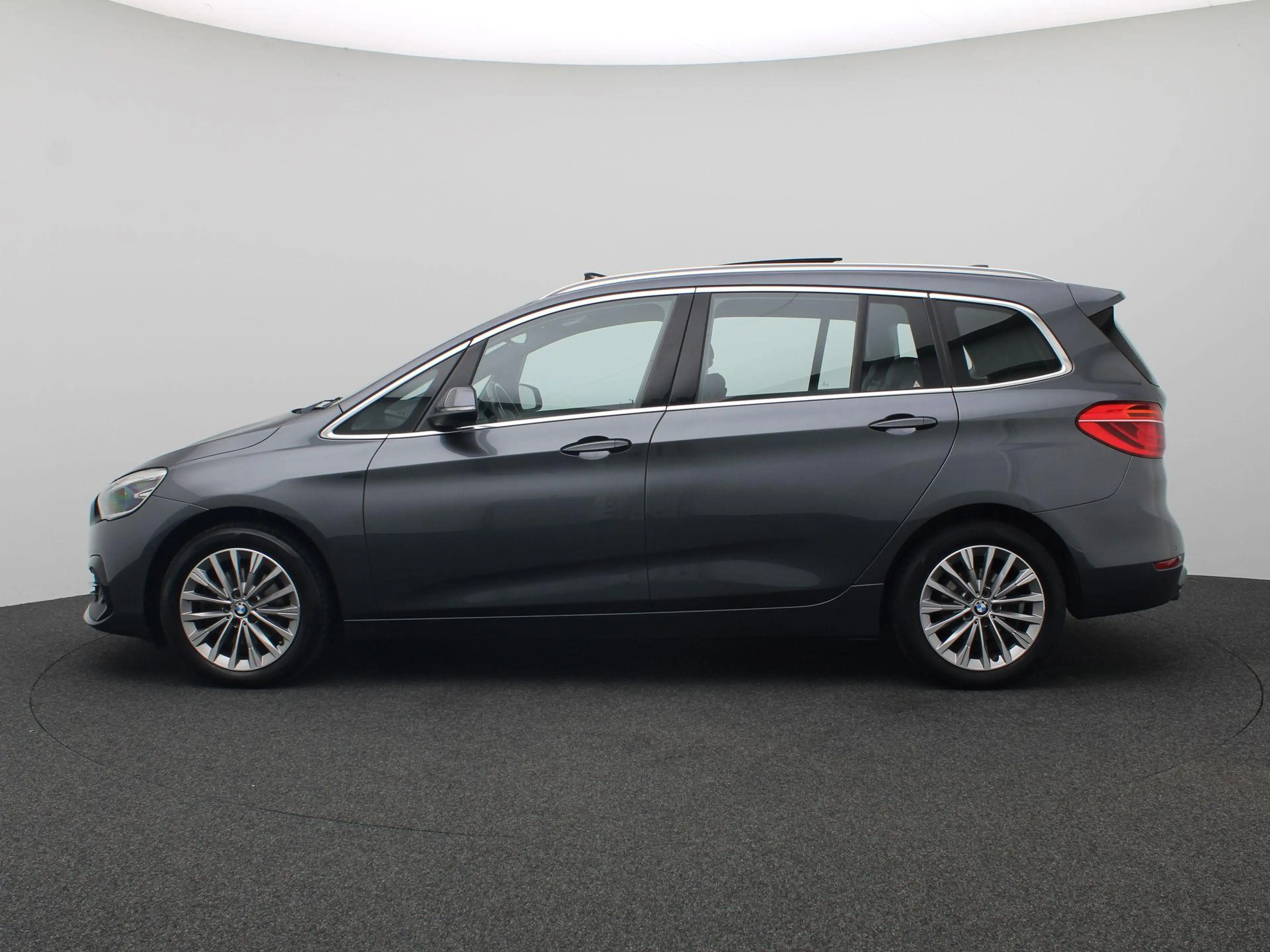 BMW 218 2-serie Gran Tourer 218i 7p. High Executive Editio — photo 2