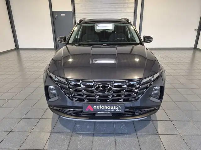 Hyundai Tucson view 2