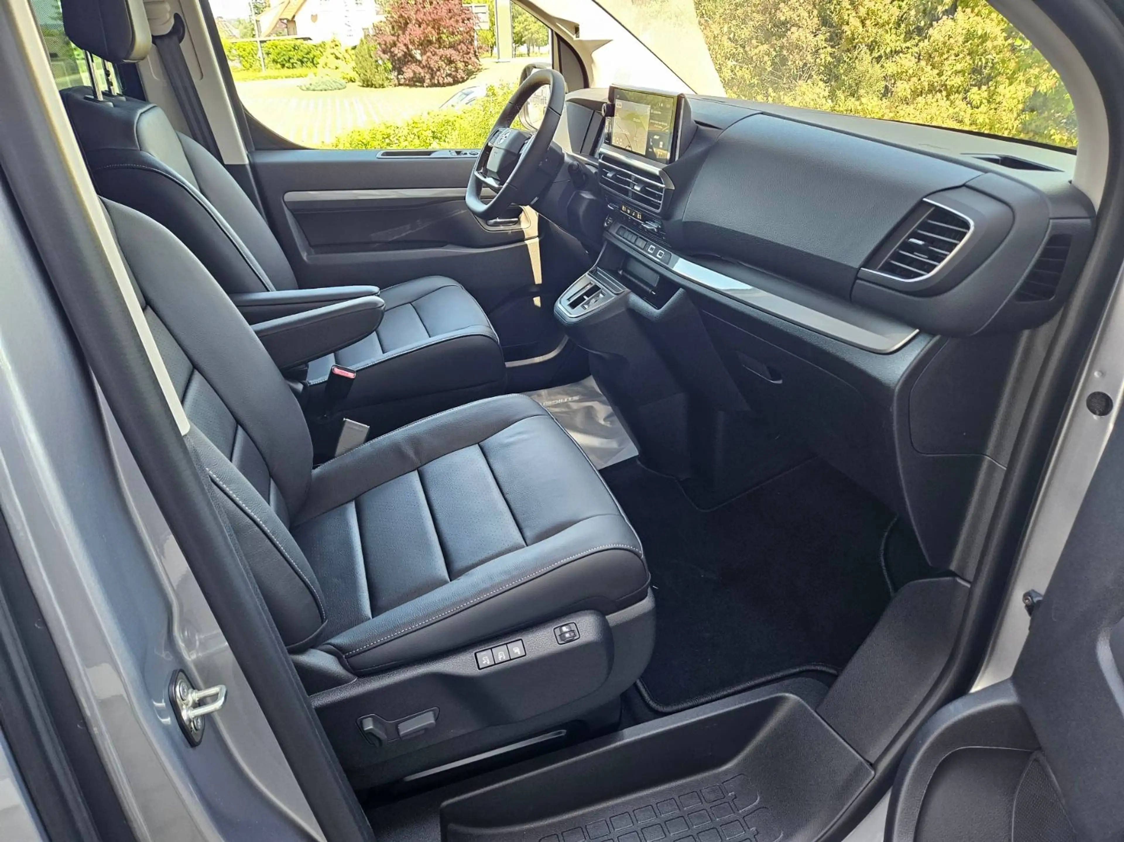 Opel Zafira Life GS LEDER AHK Standhzg.7-Sitzer Massage P-Dach LED — photo 14