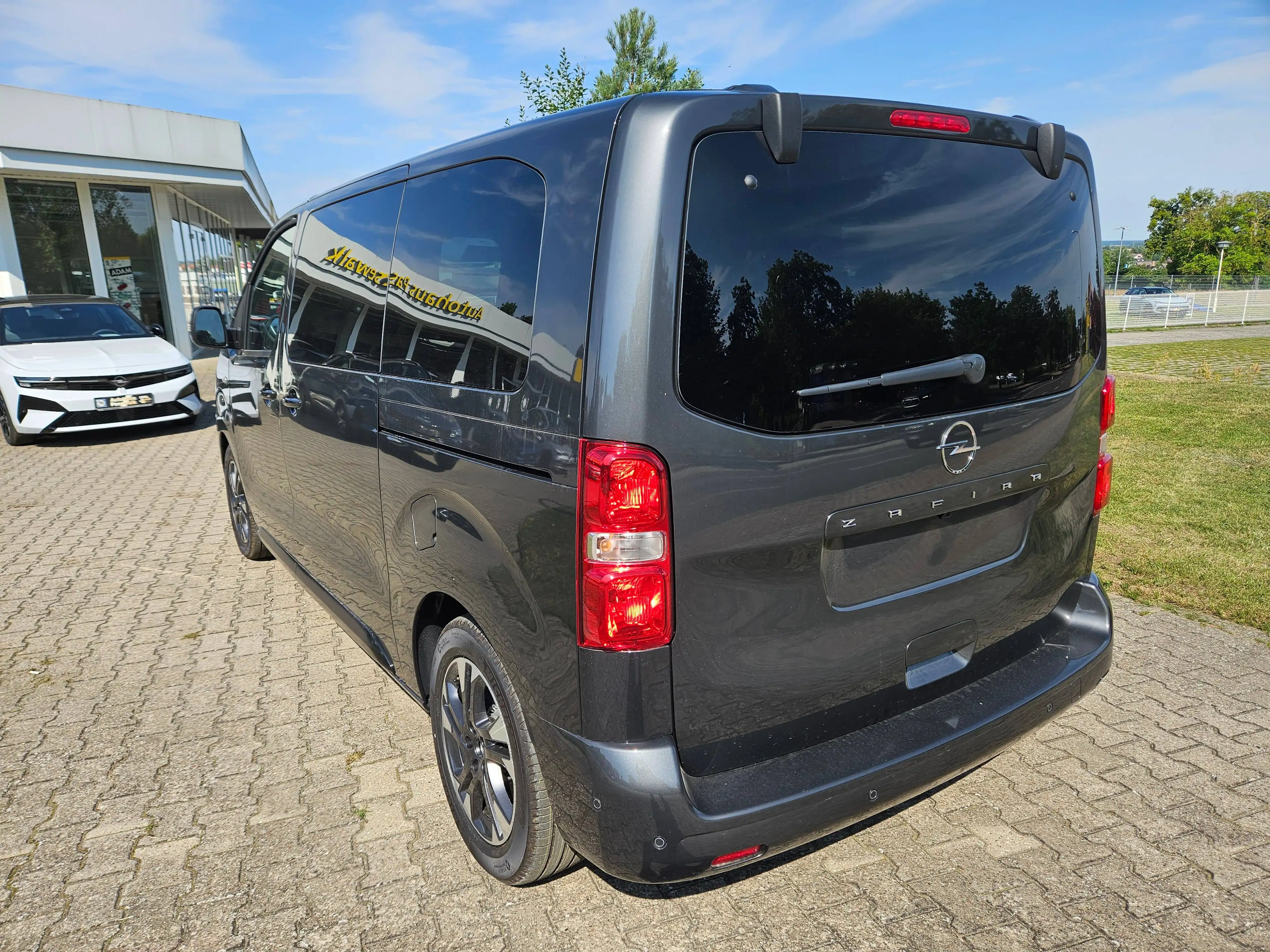 Opel Zafira Life GS LEDER AHK Standhzg.7-Sitzer Massage P-Dach LED — photo 10
