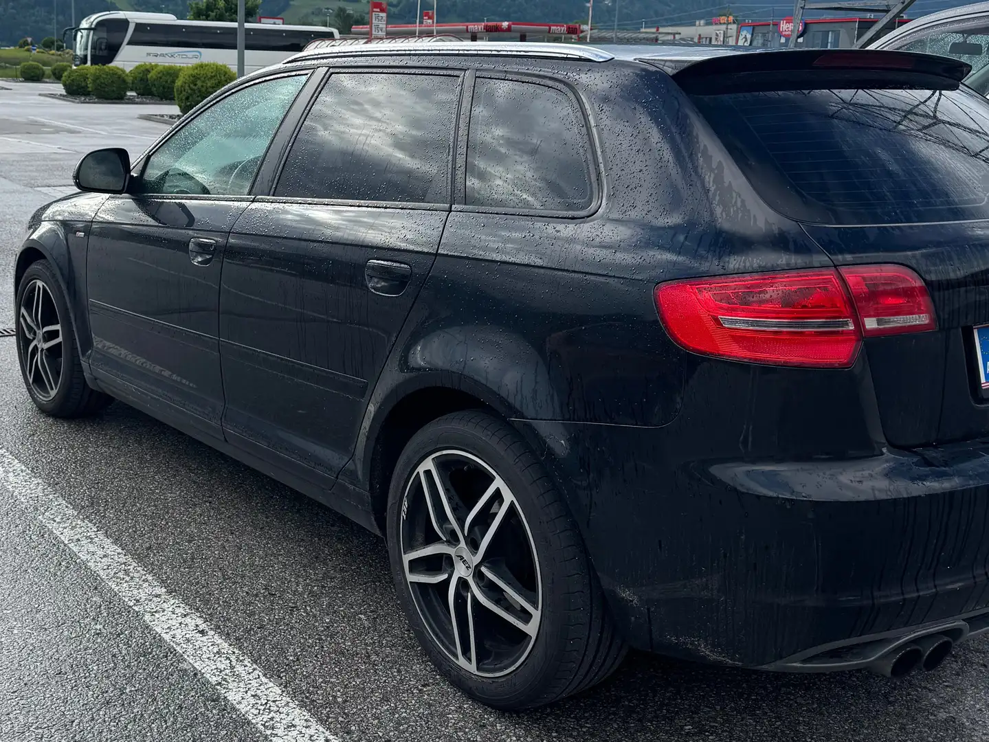 Audi A3 A3 SB 1,4 TFSI Ambiente Ambiente Schwarz - 1