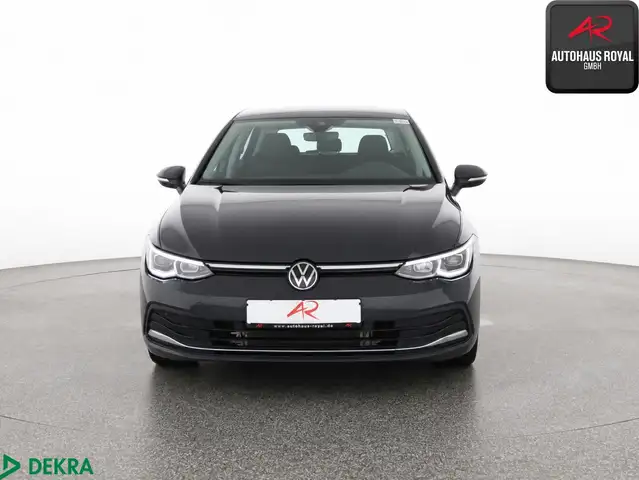 Volkswagen Golf view 8