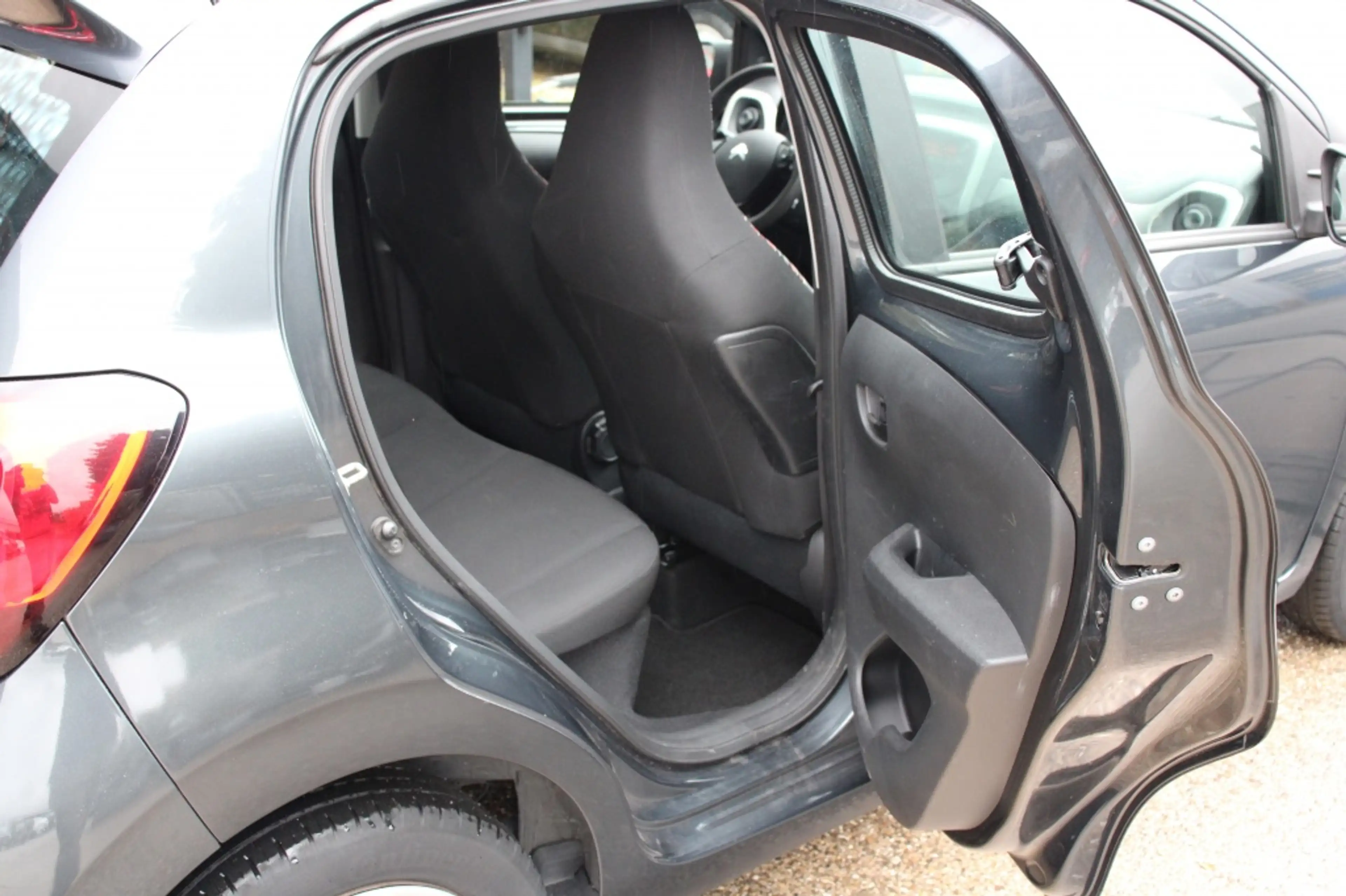 Citroen C1 1.0 e-VTi Feel — photo 13