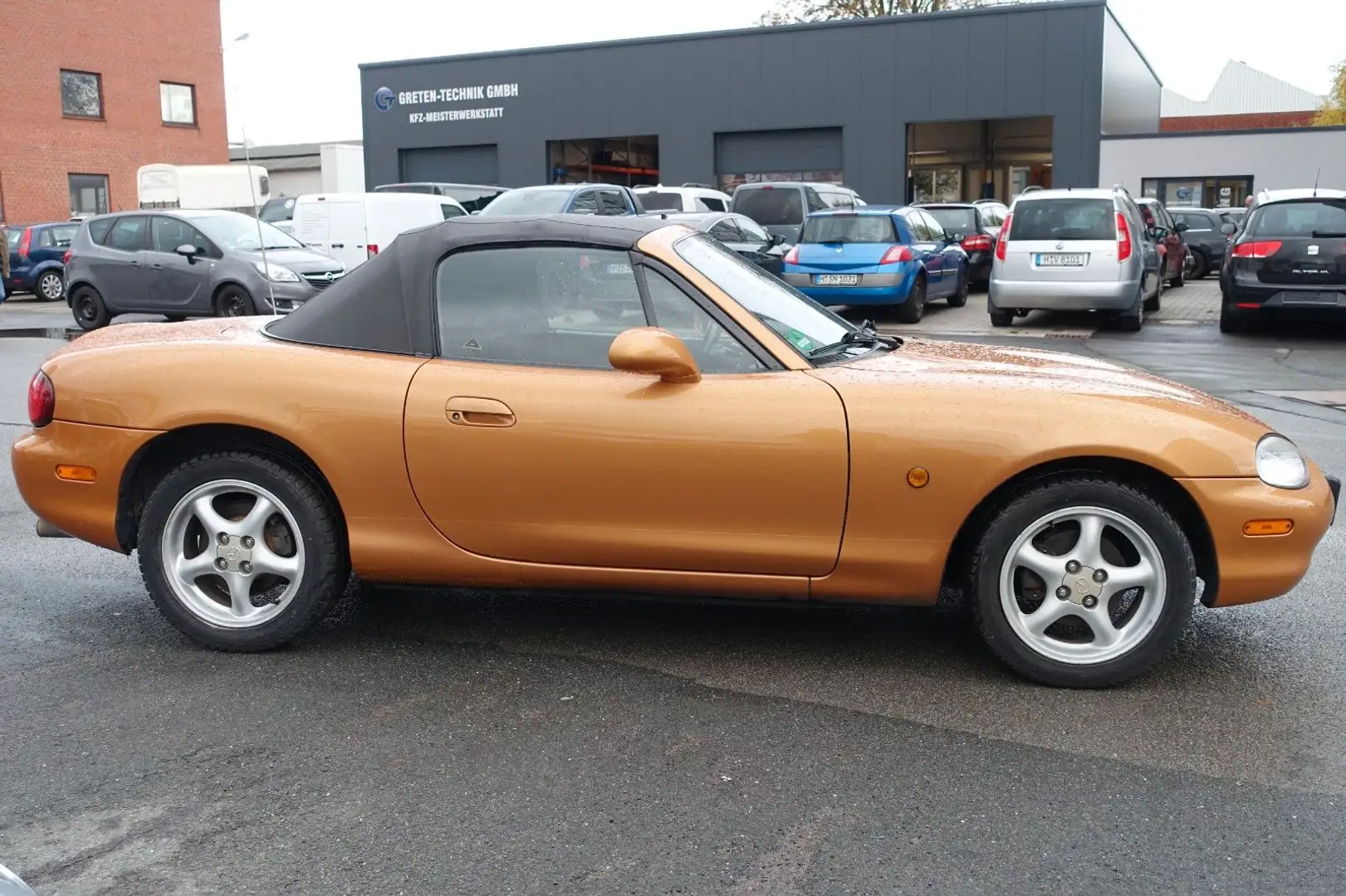 Mazda MX-5 1.6 Impulse//TÜV+SER. NEU//RECARO//HOLZ// Gold - 2