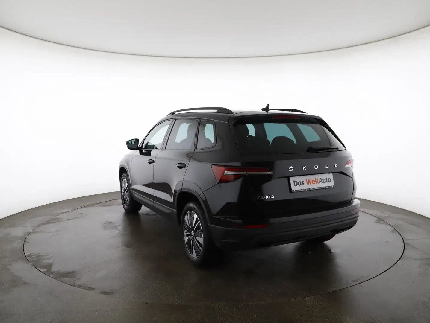 Skoda Karoq Ambition TSI Schwarz - 2