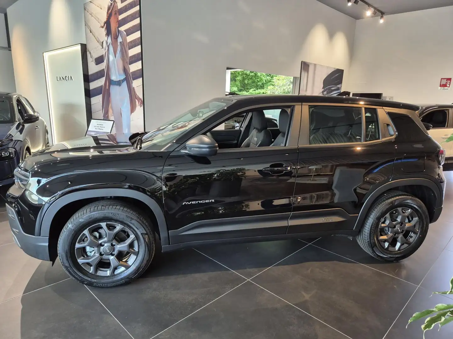 Jeep Avenger Avenger 1.2 Turbo 100 CV Longitude - 2
