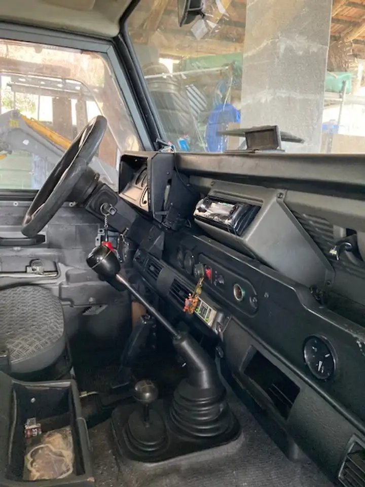 Land Rover Defender 110 2.5 td5 E SW, foto 10