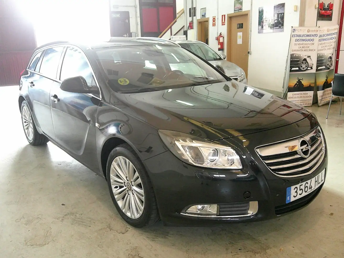 Opel Insignia 2.0CDTI Selective S&S 130 Zwart - 2