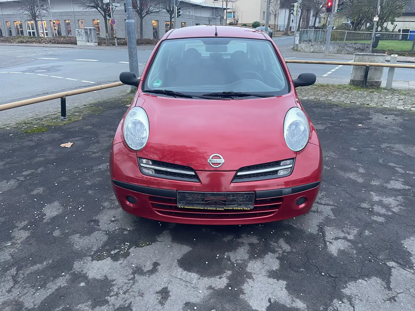 Nissan Micra VISIA*KLIMA*1-HAND*TÜV/AU*12/2027* Rouge - 2