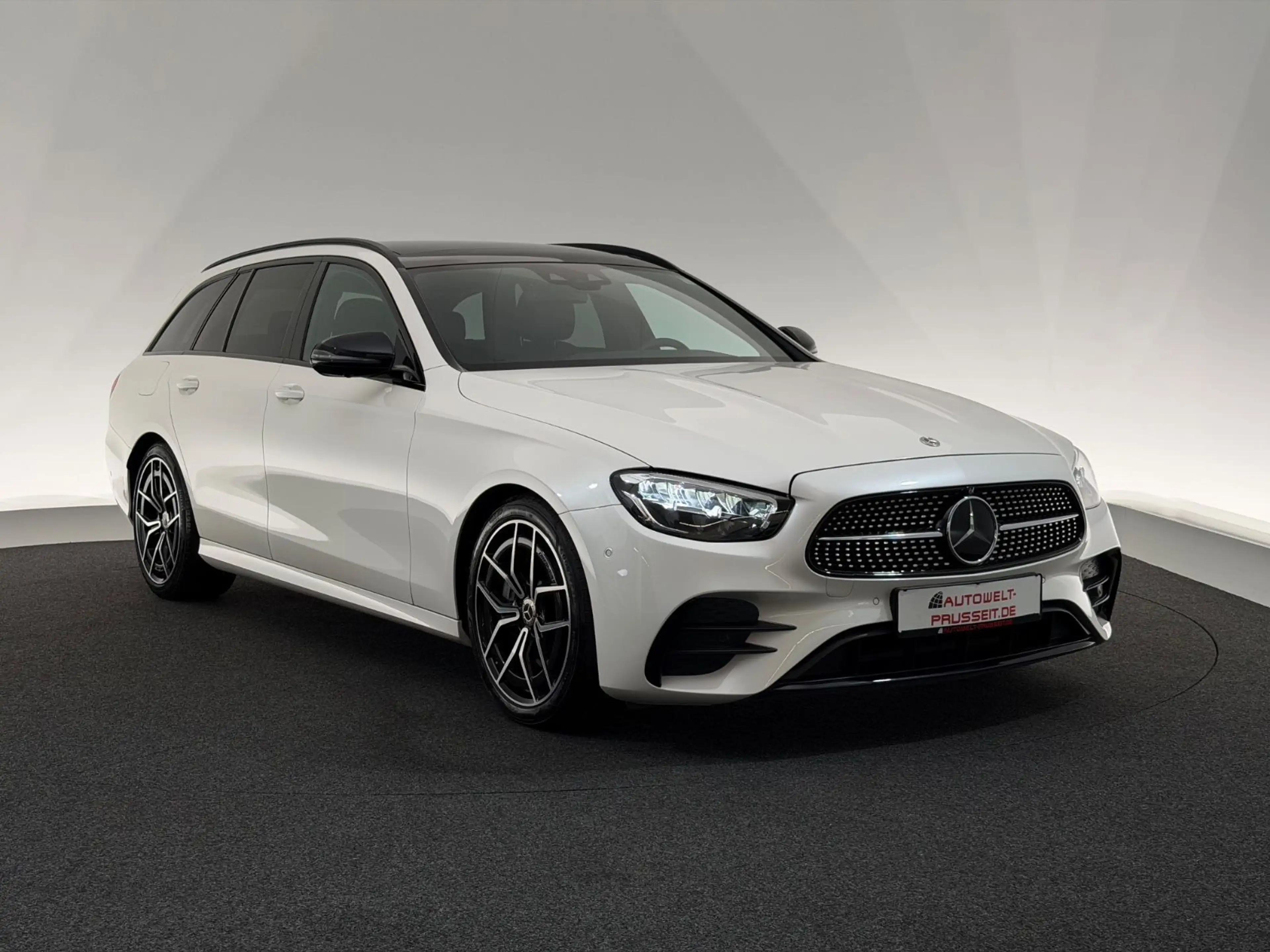 Mercedes-Benz E 450 4Ma.*AMG LINE*NIGHT-LED-AHK-PANO-360°-ABC
