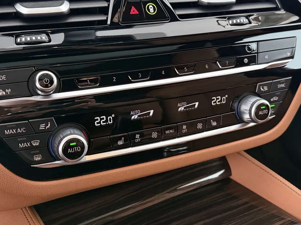 BMW 545 e Limousine xDrive M-Sport Aut LASER HEAD-UP, миниатюра 19