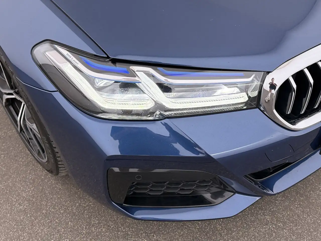 BMW 545 e Limousine xDrive M-Sport Aut LASER HEAD-UP, миниатюра 12
