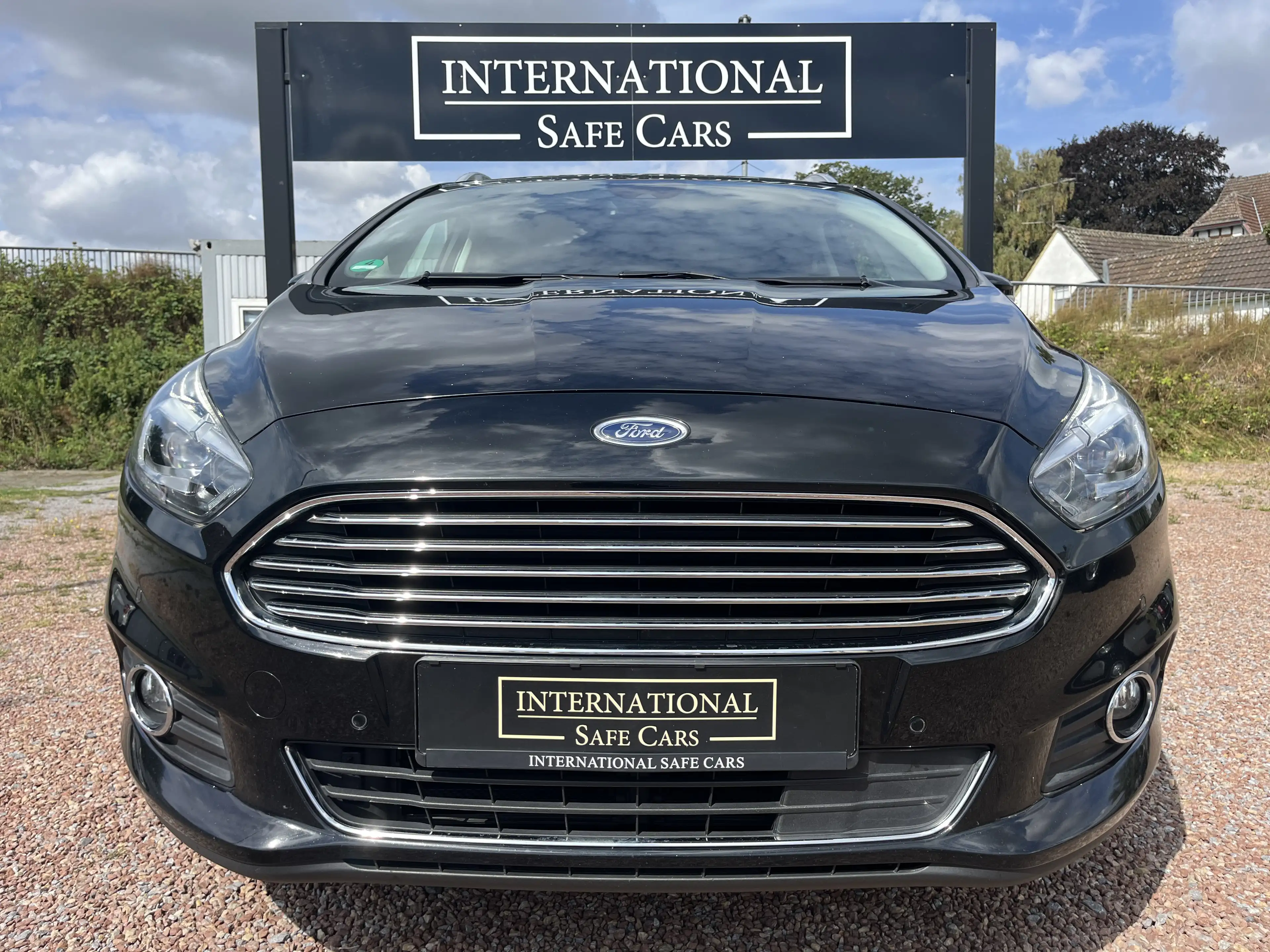 Ford S-Max 2.0 EcoBlue Titanium / 7-Sitzer / AHK / Kamera — photo 2