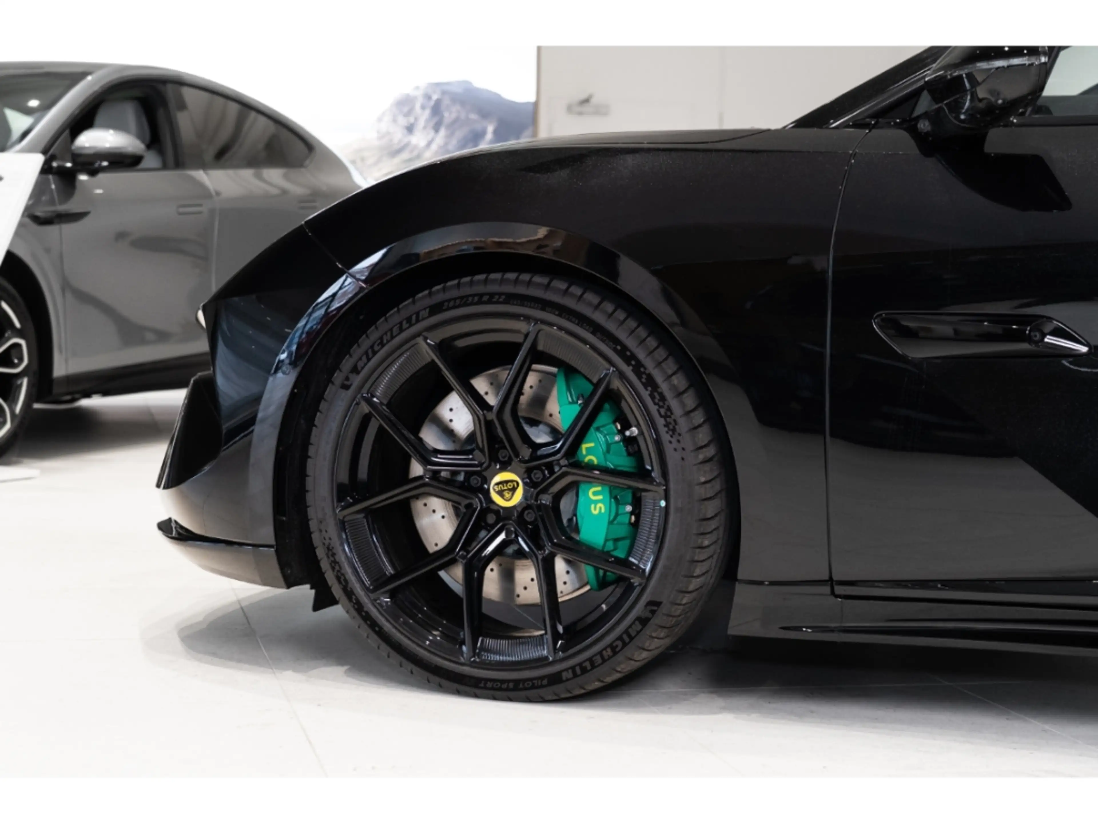 Lotus Emeya 600 Sport SE *LOTUS HANNOVER* — photo 3