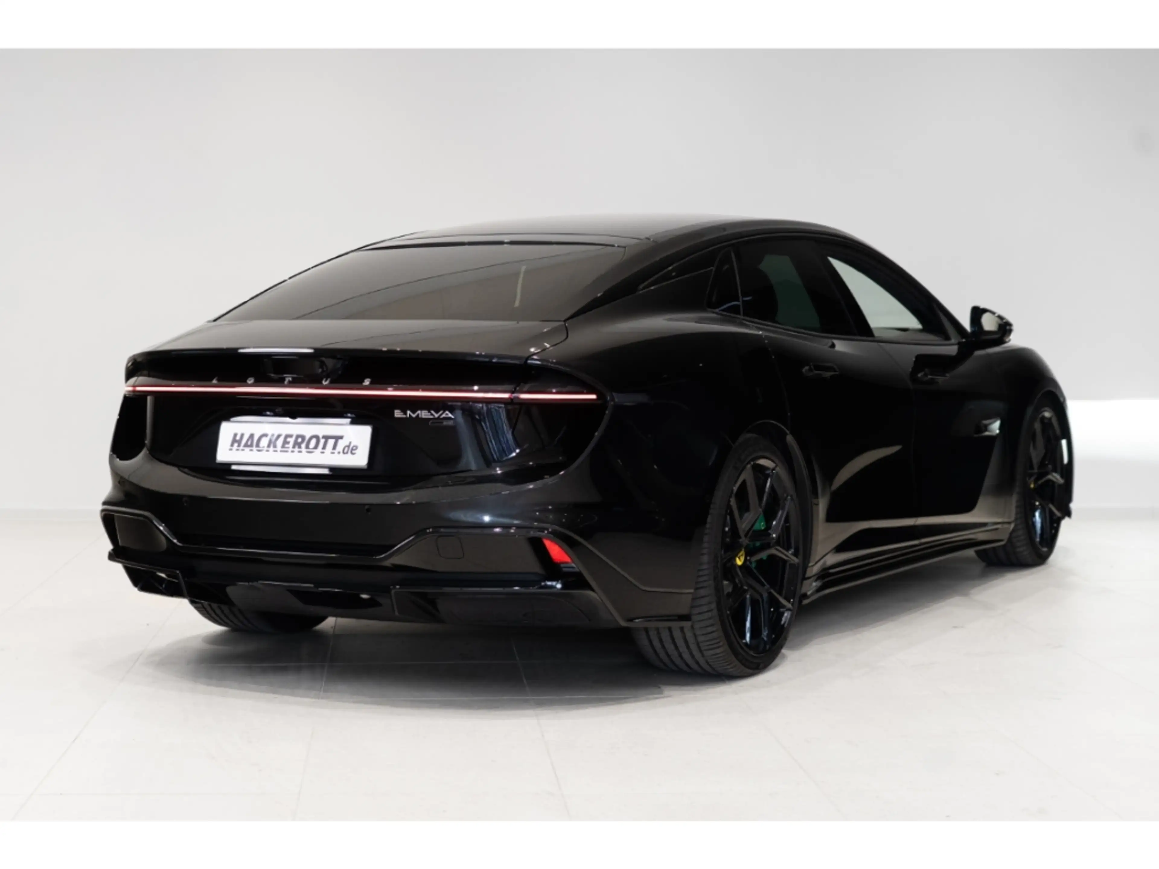 Lotus Emeya 600 Sport SE *LOTUS HANNOVER* — photo 2