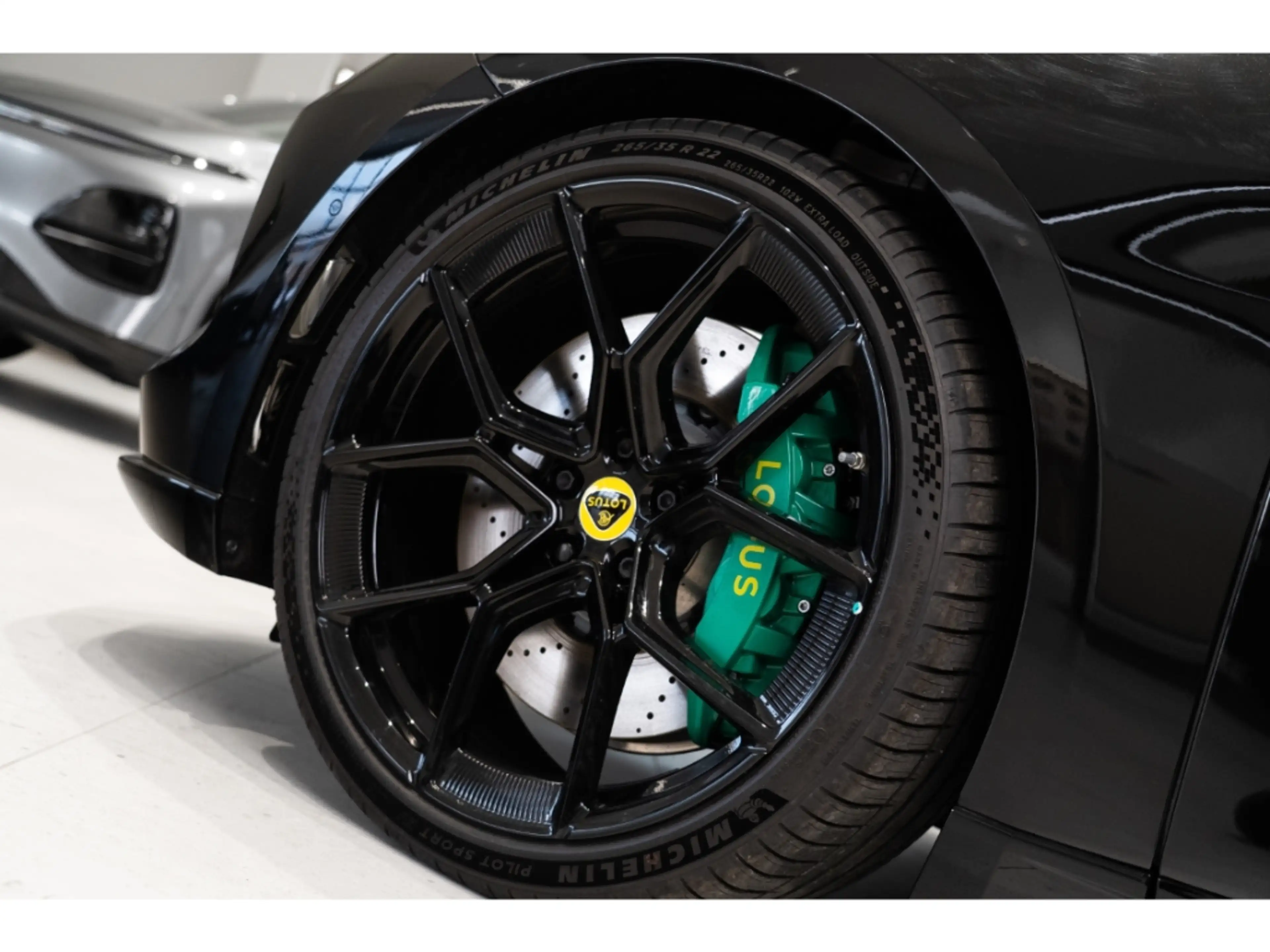 Lotus Emeya 600 Sport SE *LOTUS HANNOVER* — photo 11