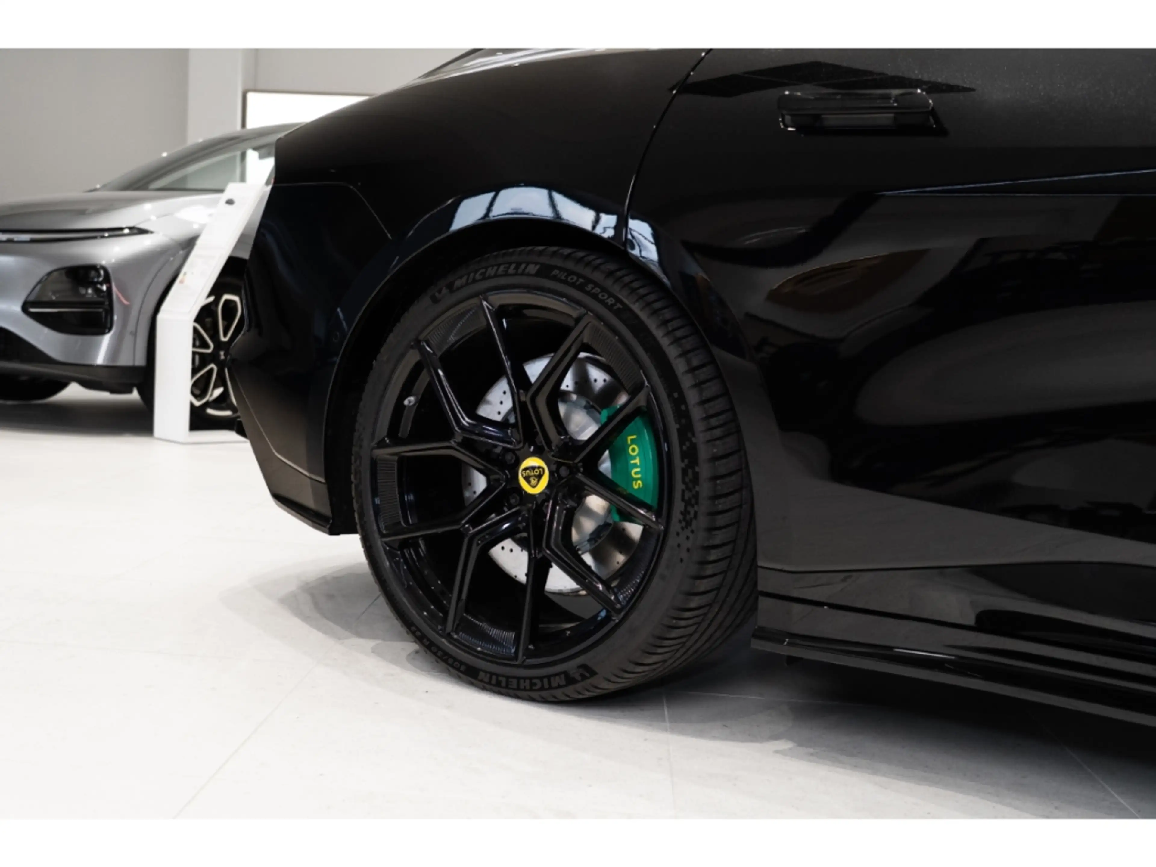 Lotus Emeya 600 Sport SE *LOTUS HANNOVER* — photo 10
