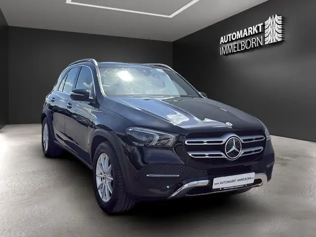 Mercedes-Benz Gle view 2