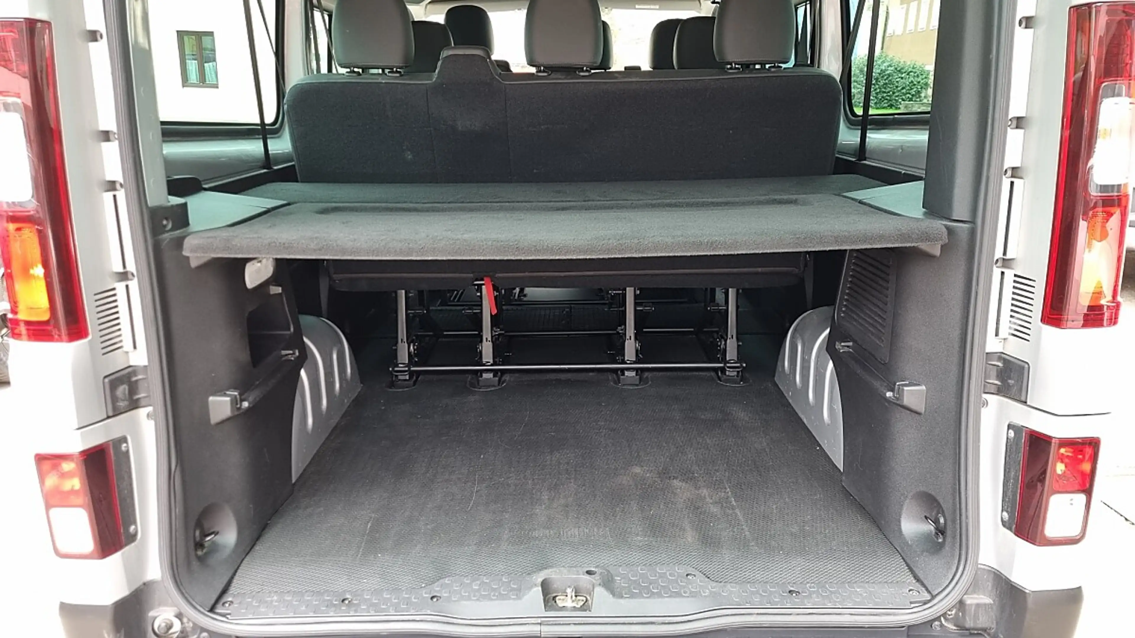 Fiat Talento Panorama 3,0t 1,6 EcoJet 120 L2H1 Family — photo 10