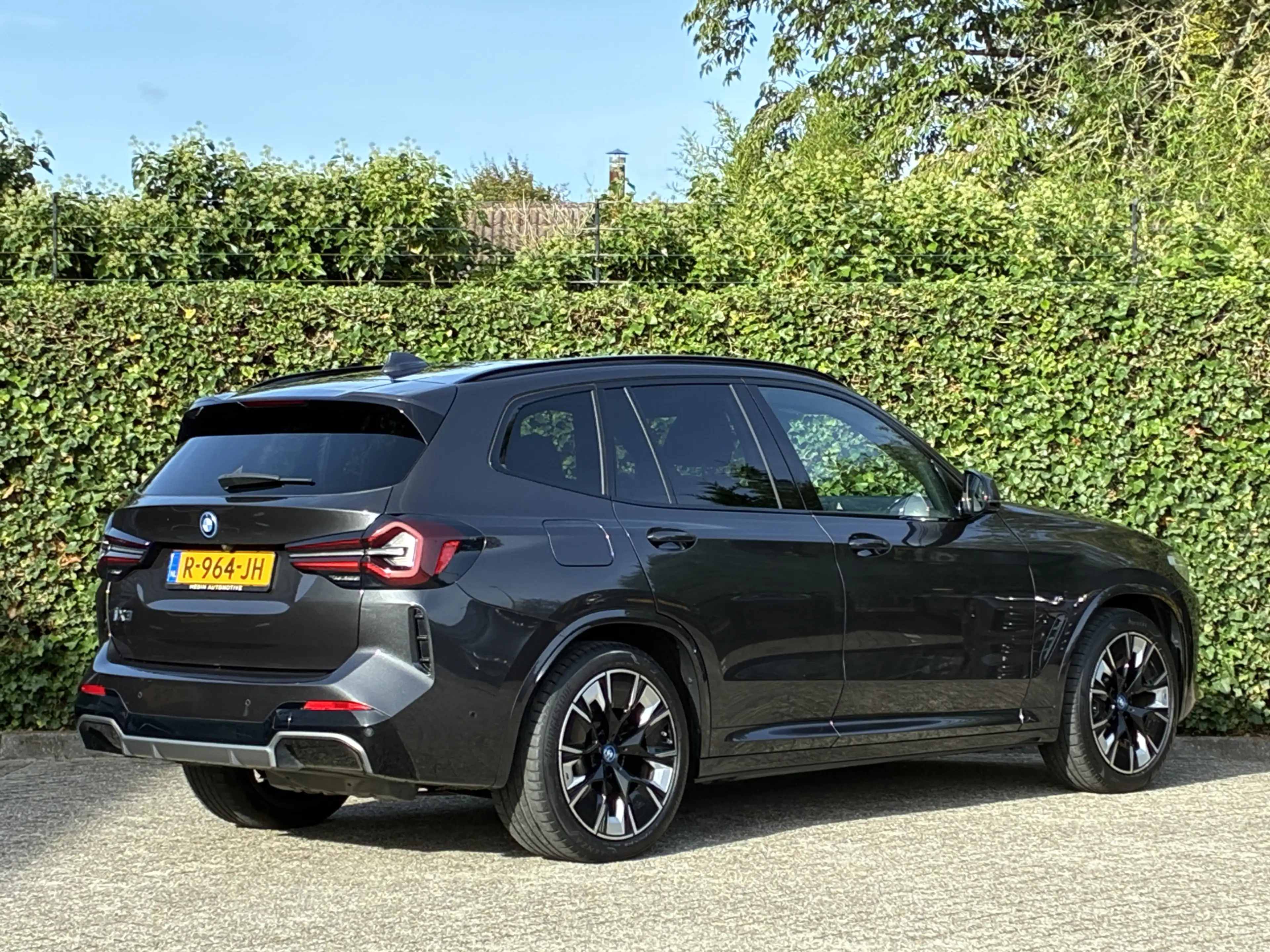 BMW iX3 | M-Sport | Driving ass. Prof | Park ass. | Panora — photo 4