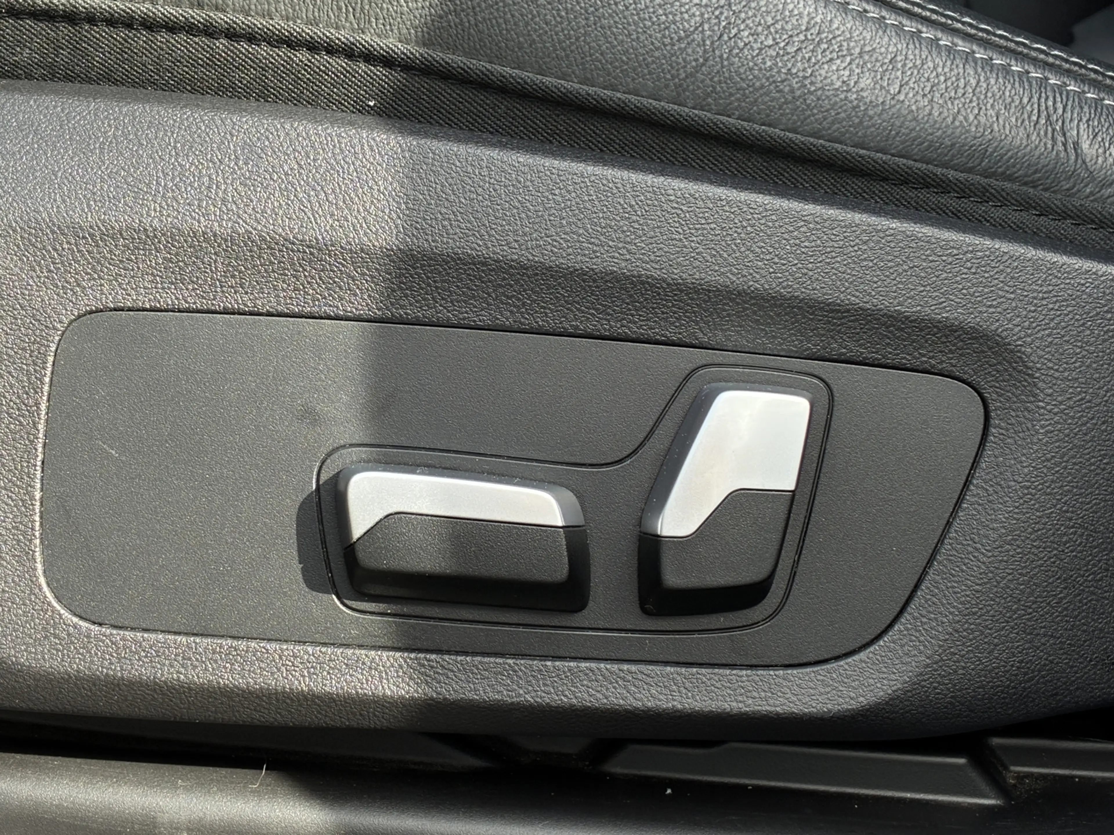 BMW iX3 | M-Sport | Driving ass. Prof | Park ass. | Panora — photo 12