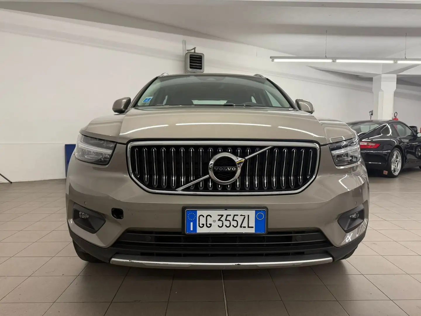 Volvo XC40 T4Recharge Plug-inInscriptionExpression anche a31 Gri - 2