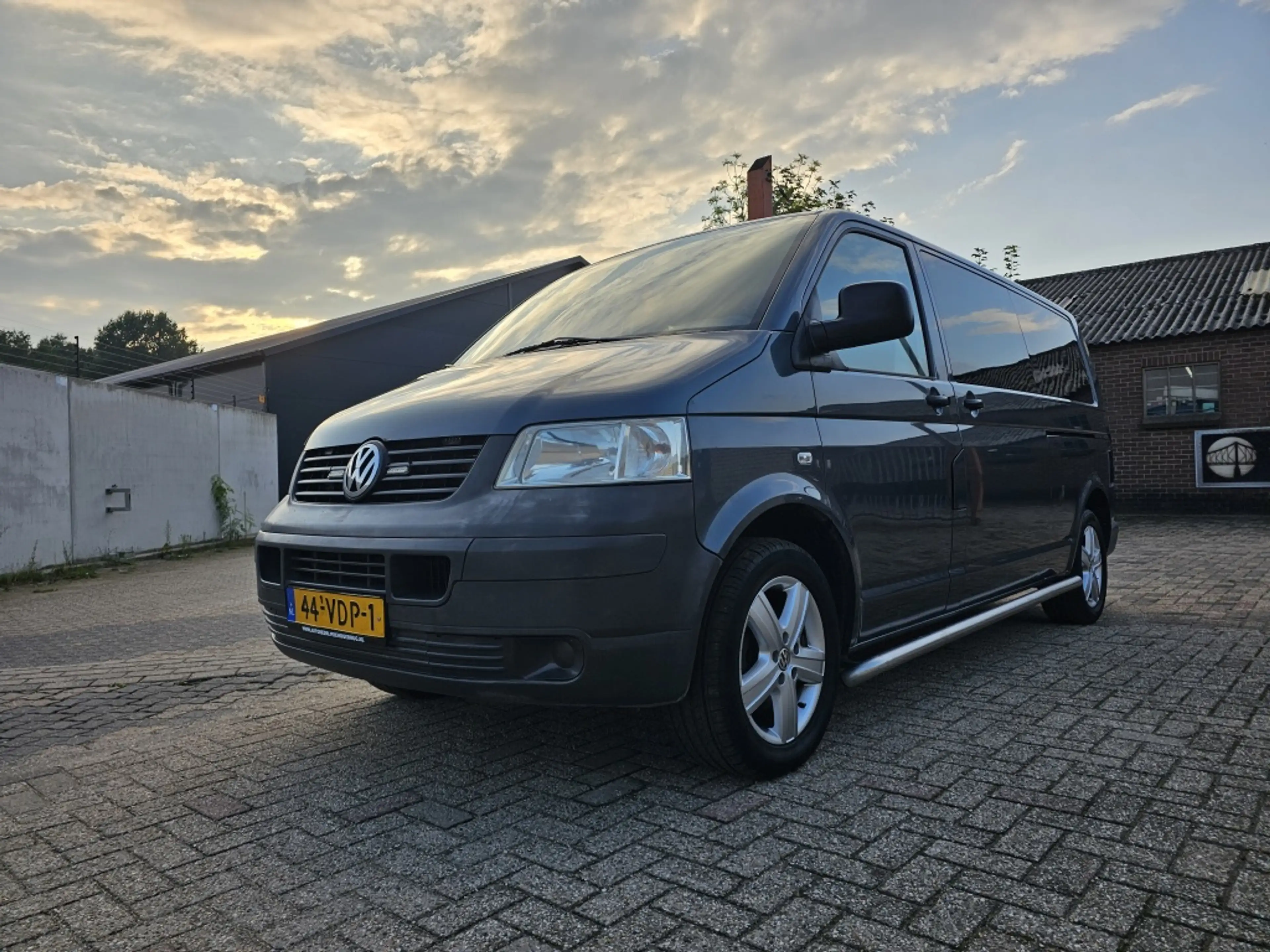 Volkswagen Transporter 2.5 TDI 340 Trend.DC — photo 9