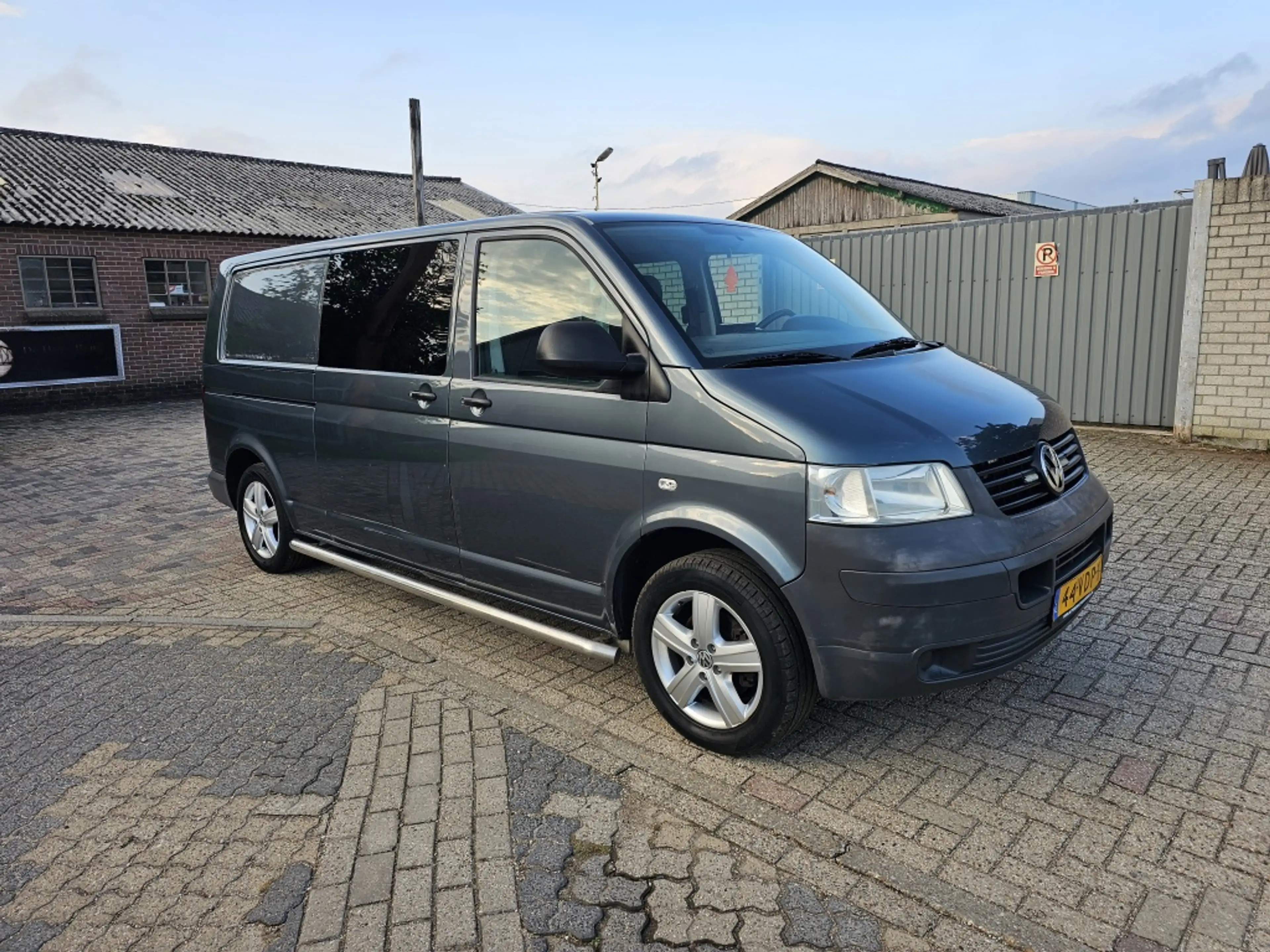 Volkswagen Transporter 2.5 TDI 340 Trend.DC — photo 7