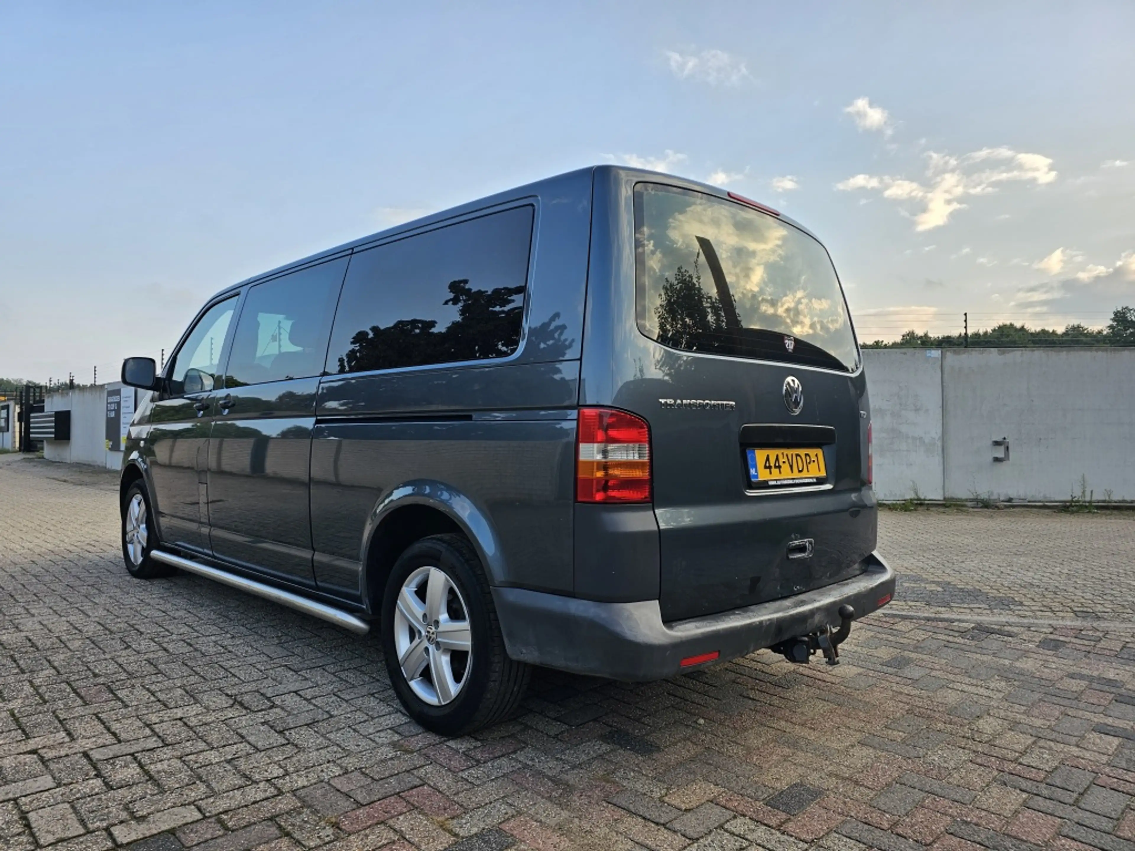 Volkswagen Transporter 2.5 TDI 340 Trend.DC — photo 12