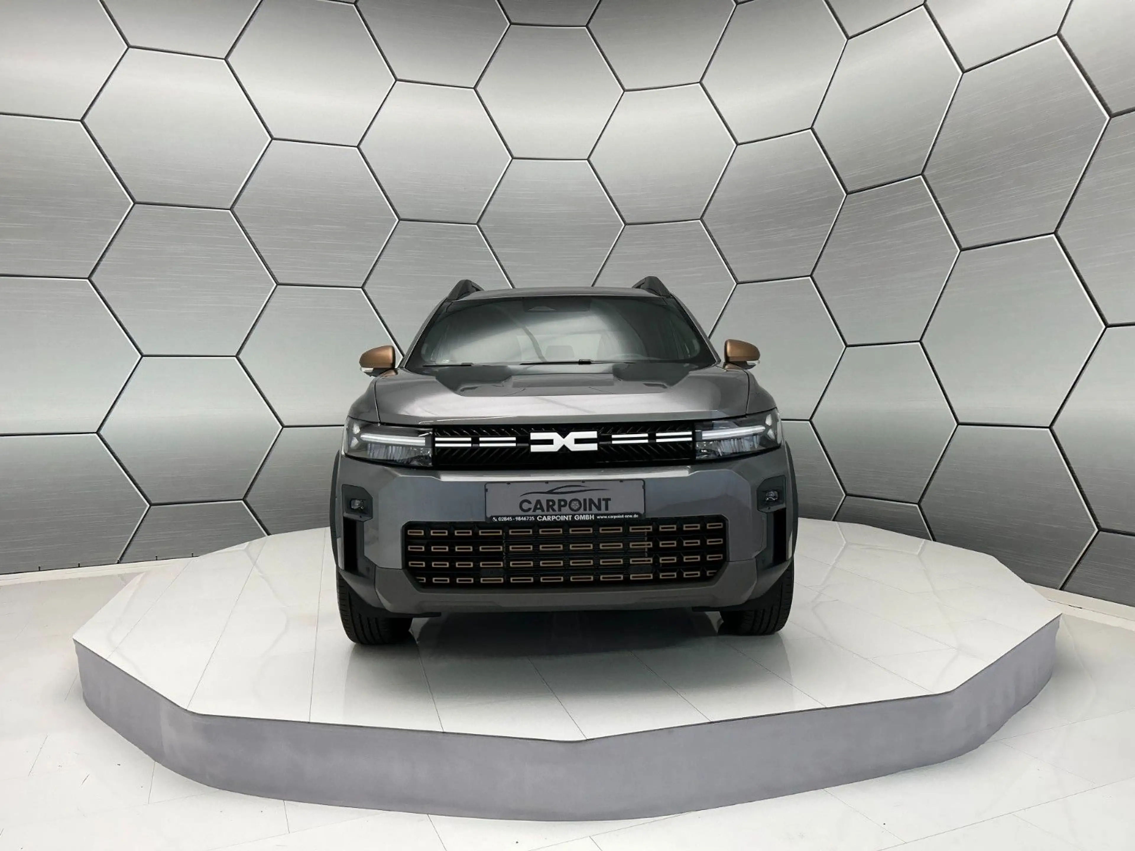 Dacia Bigster Extreme mild hybrid-G 140 Winter /City — photo 9