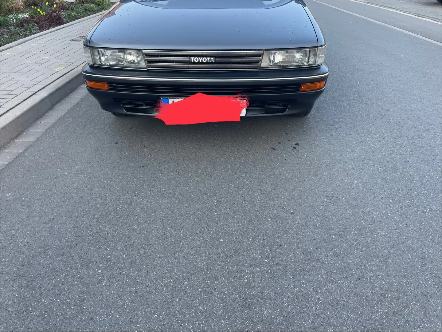 Toyota Corolla 1.3 XL aus erstet hand, tüv neu Grau - 2