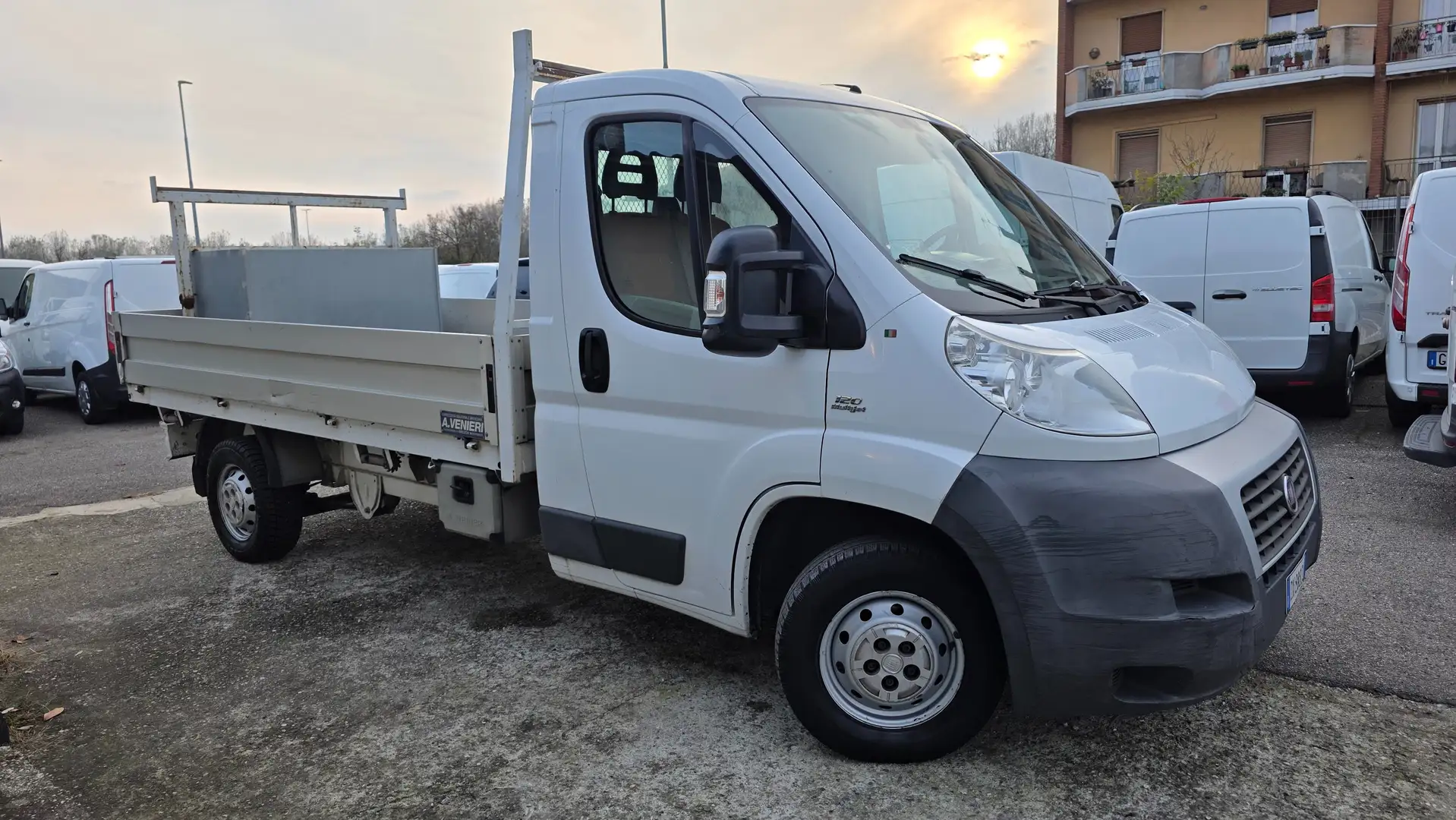 Fiat Ducato 35 2.3 MJT PL Cabinato cassone fisso 3.40m Wit - 1