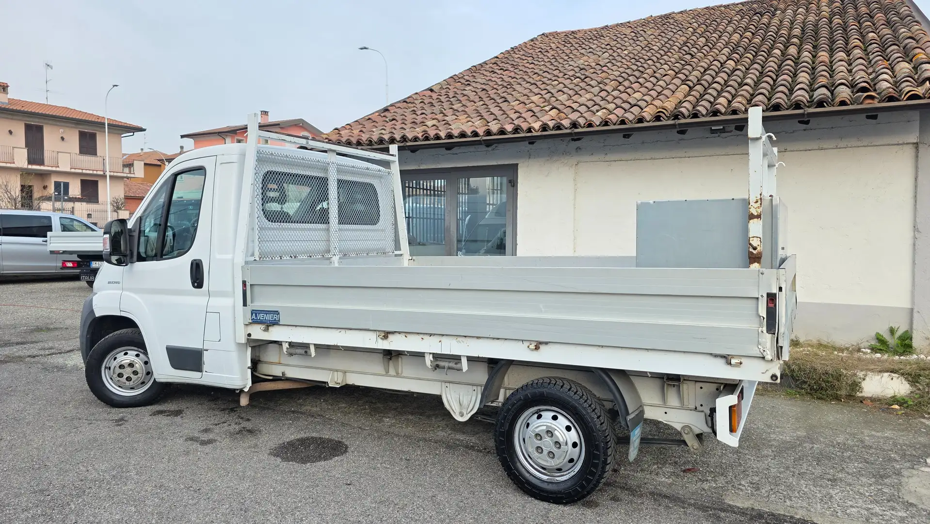 Fiat Ducato 35 2.3 MJT PL Cabinato cassone fisso 3.40m Wit - 2