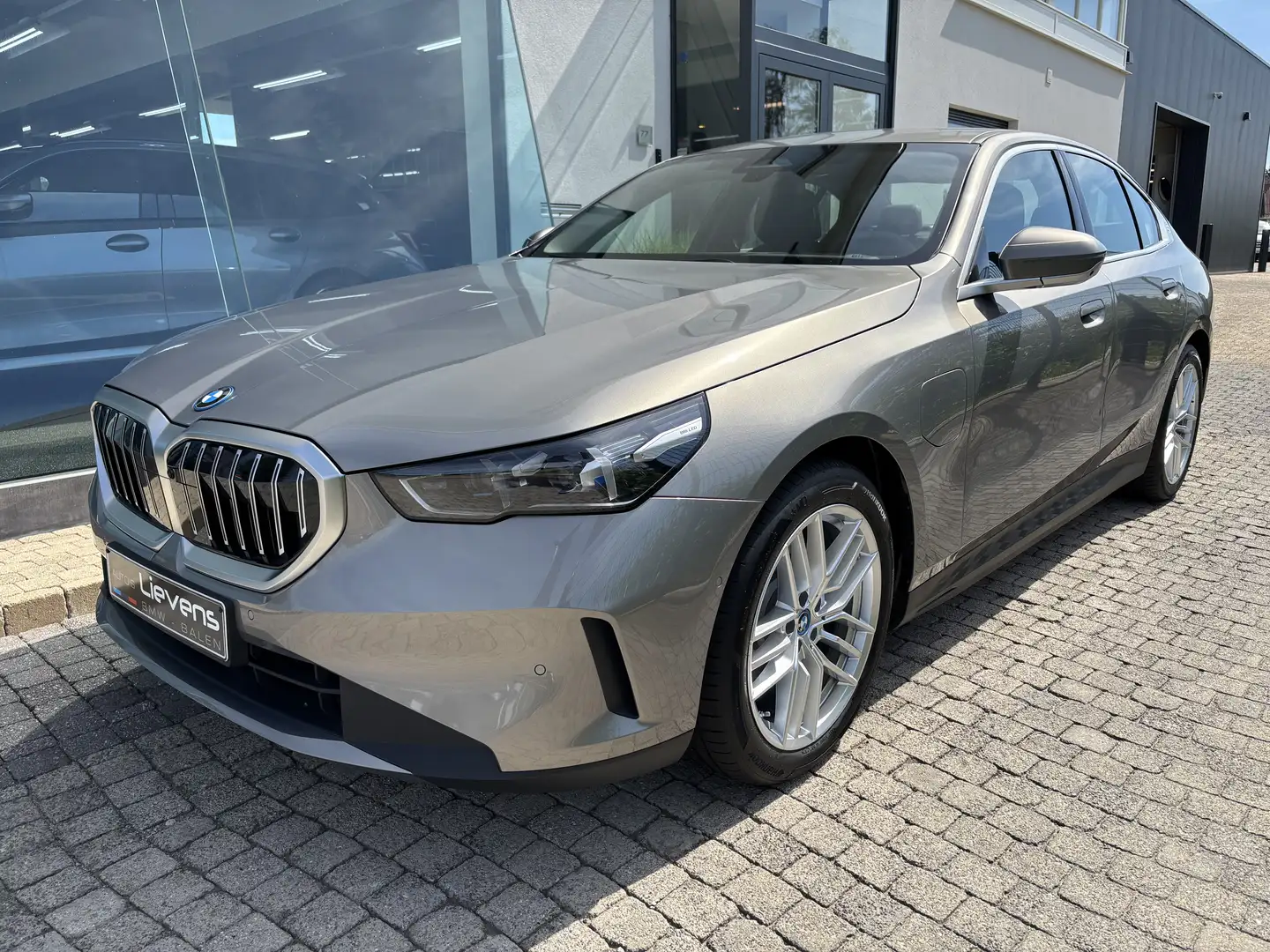 BMW 530 530e Comfortzetels HarmanKardon AdaptiveLED HUD Gris - 1