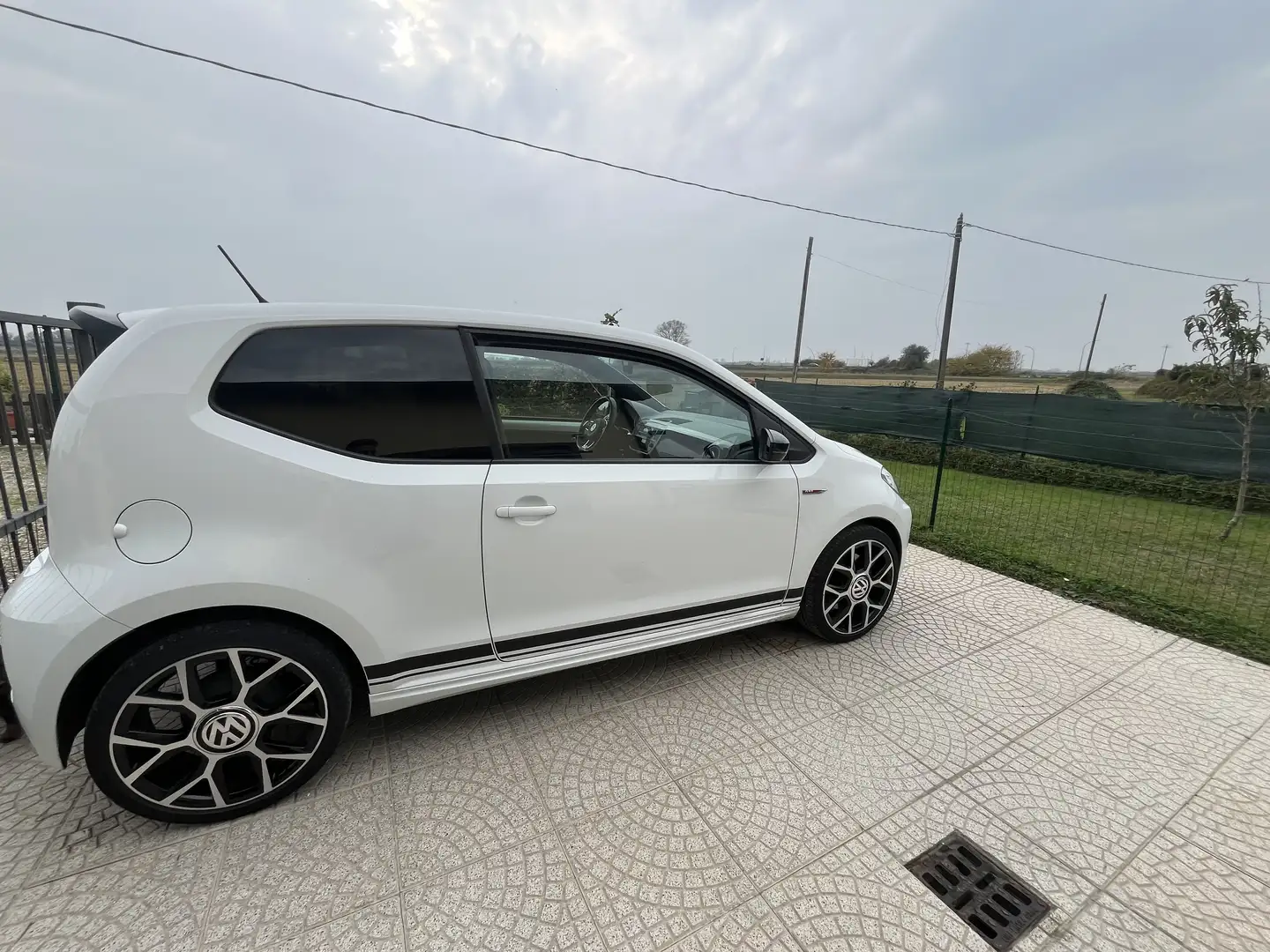 Volkswagen up! up! 3p 20173p 1.0 tsi GTI 115cv Bianco - 2