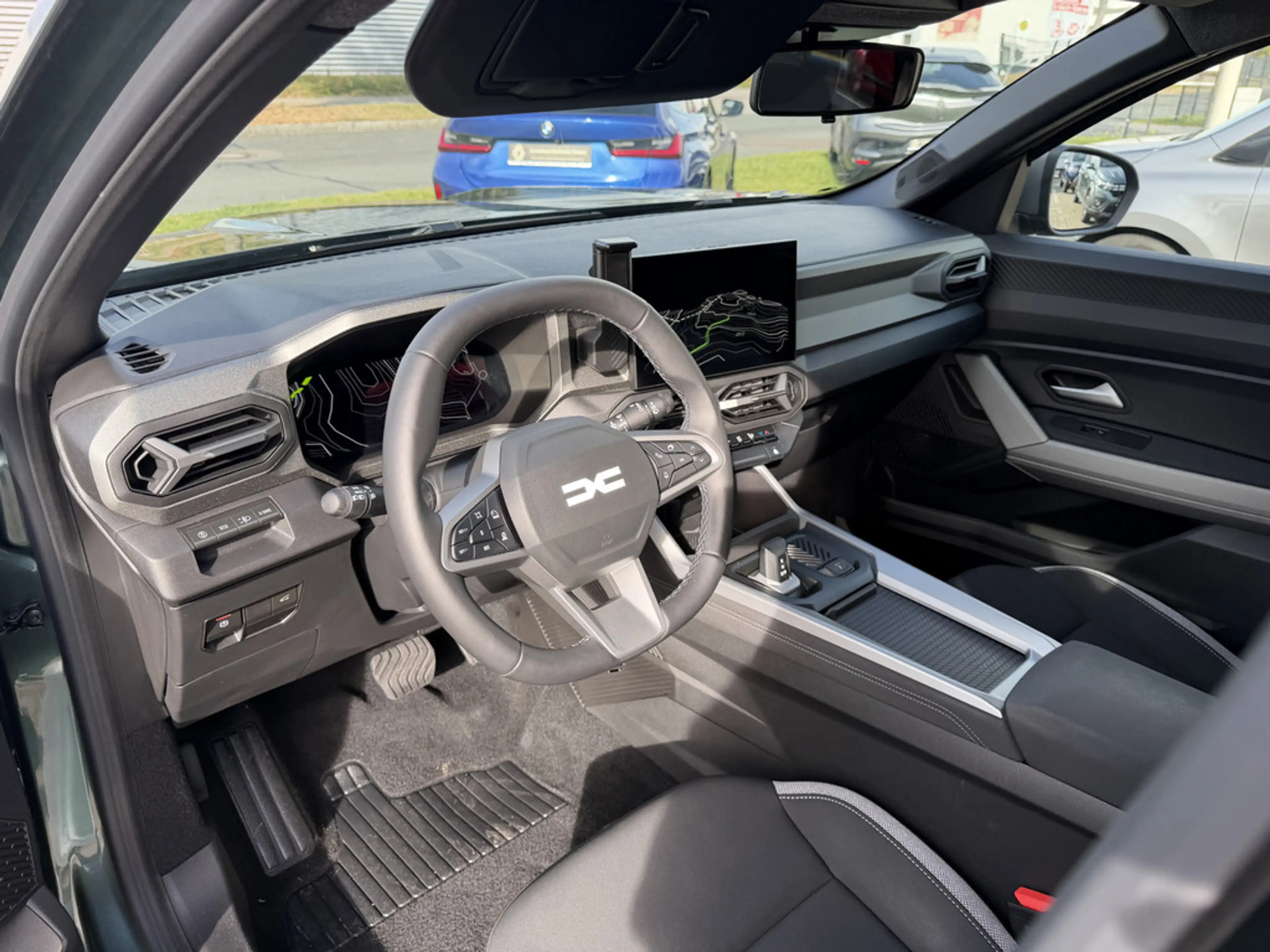 Dacia Bigster 1.8 Hybrid 155 Journey — photo 4