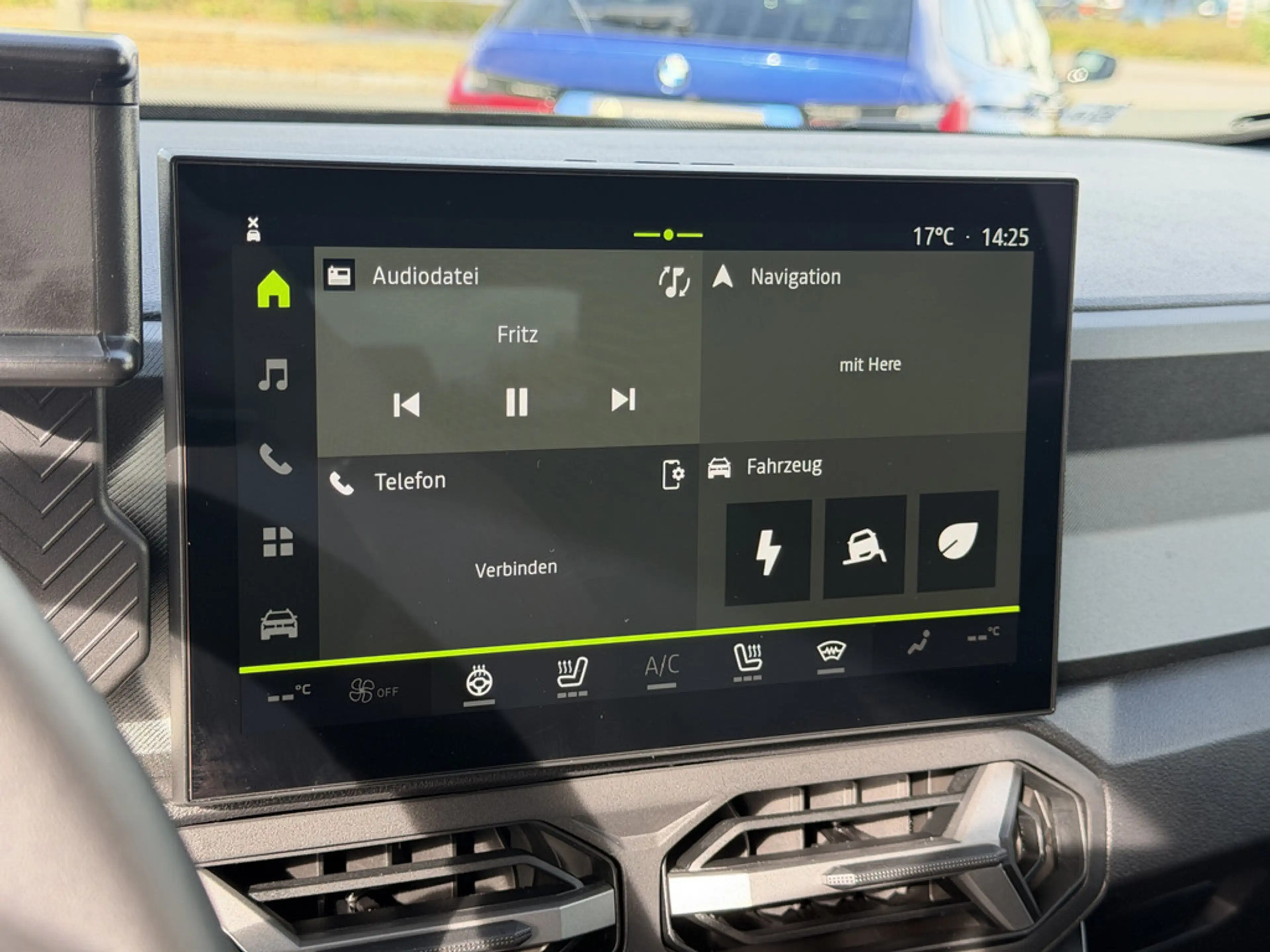Dacia Bigster 1.8 Hybrid 155 Journey — photo 11
