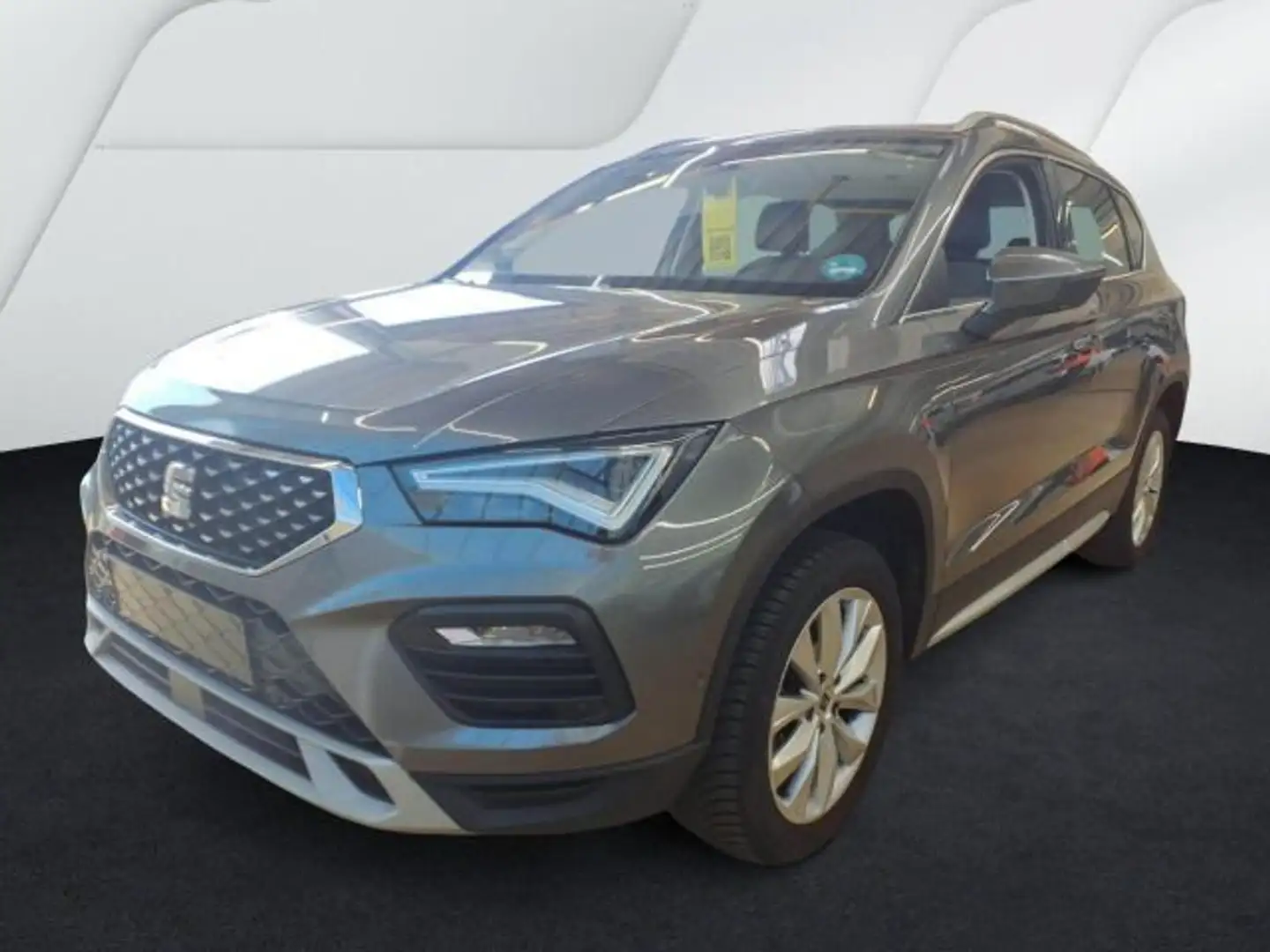 SEAT Ateca 1.5 TSI DSG X-PERIENCE AHK SIDE-ASSIST NAV Grau - 2