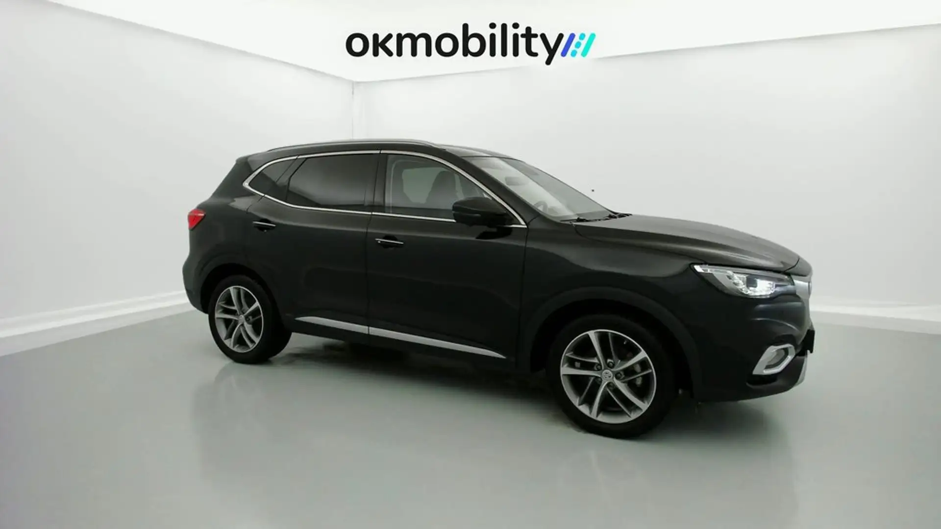 MG HS 1.5 T-GDI Luxury Negro - 2